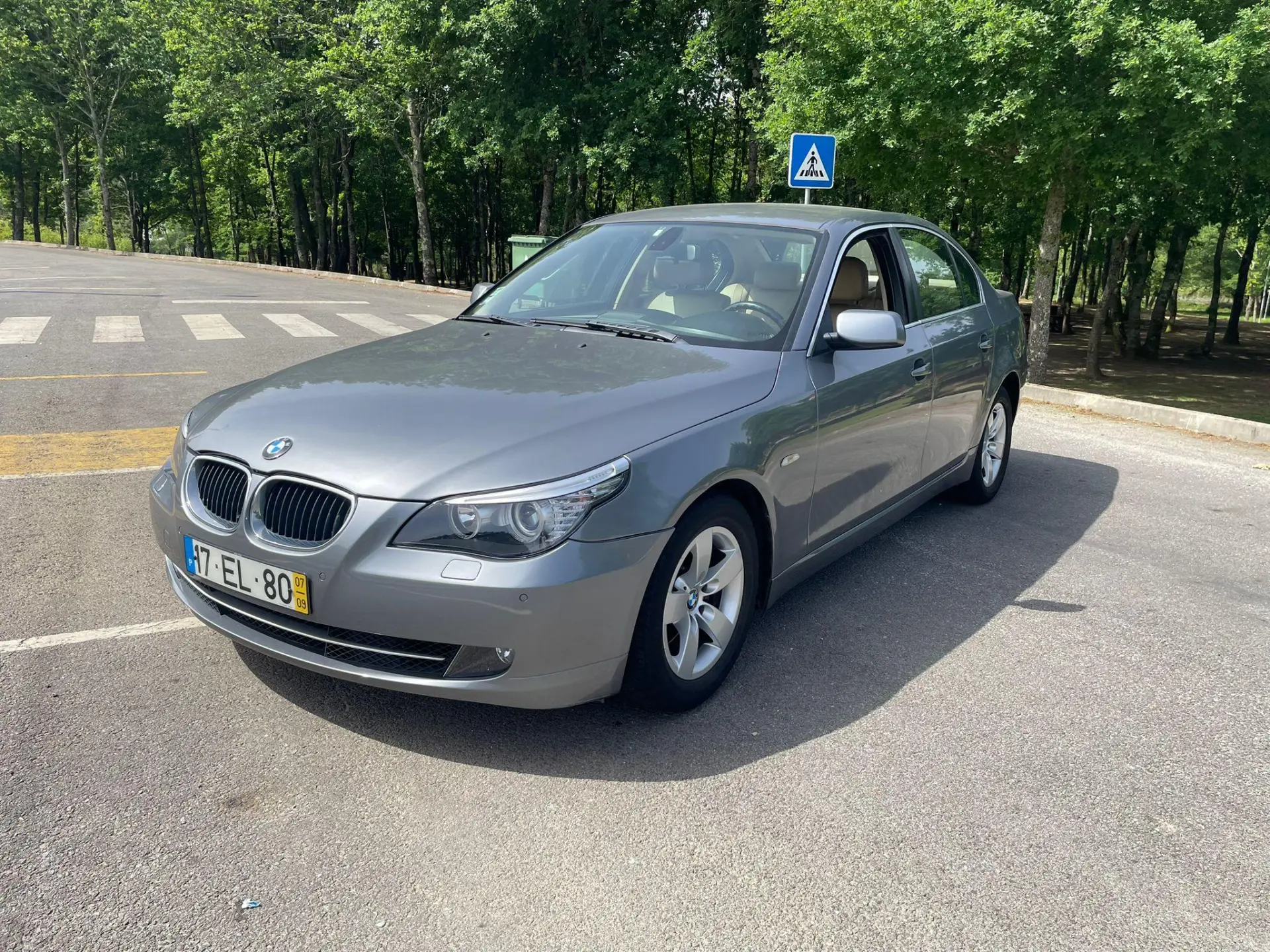 BMW 520 1