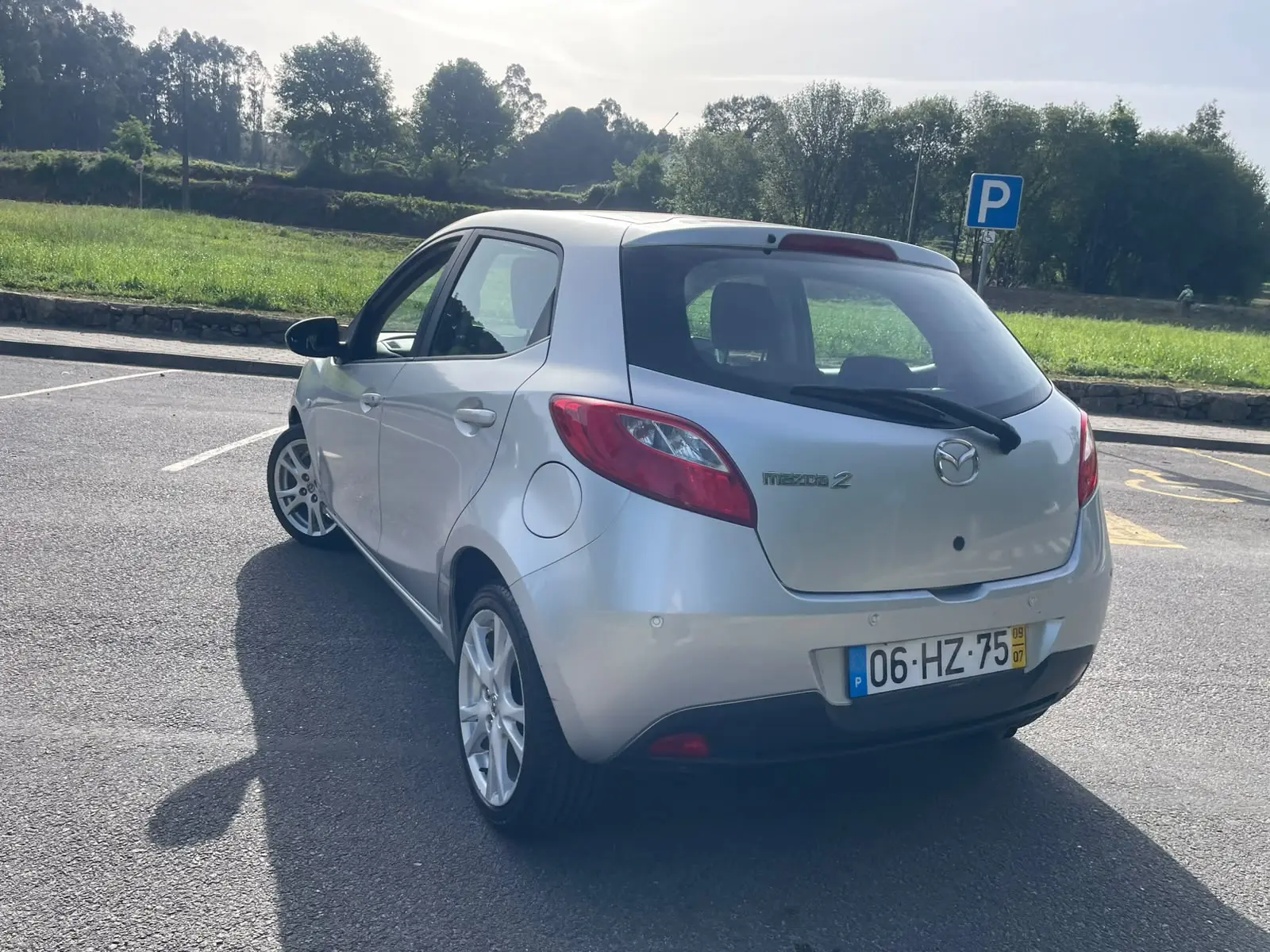 Mazda 2 7