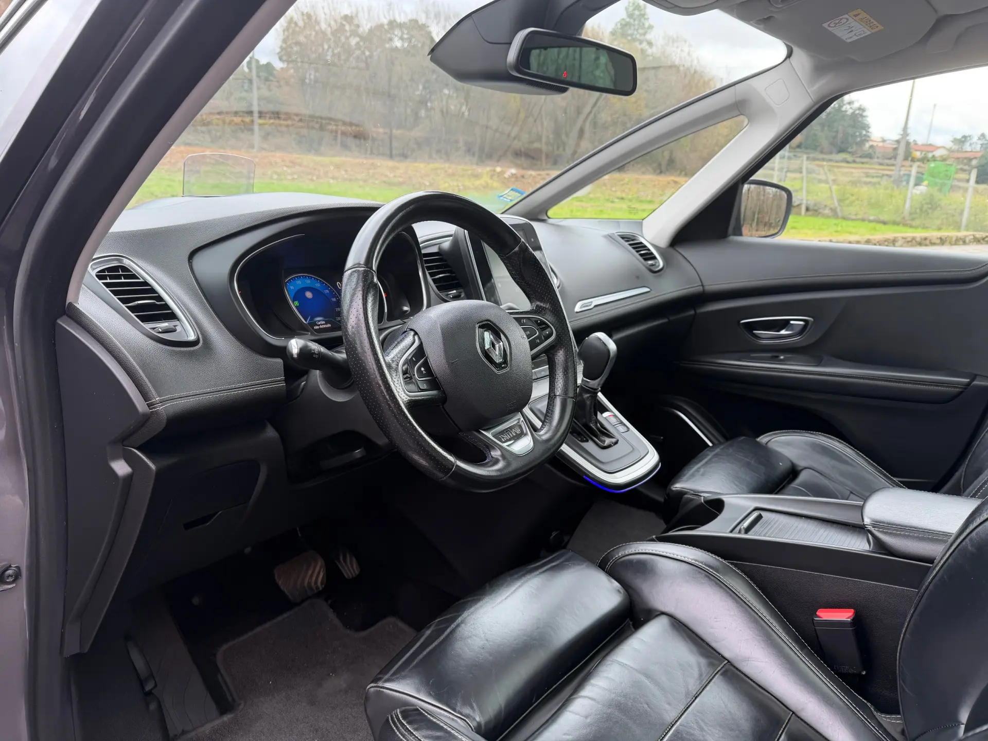 Renault Grand Scénic 8