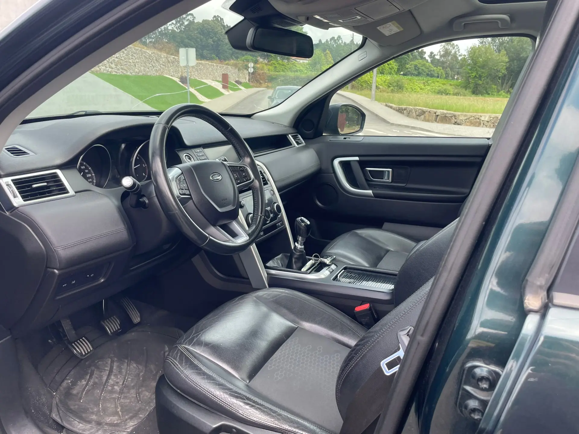 Land Rover Discovery Sport 14