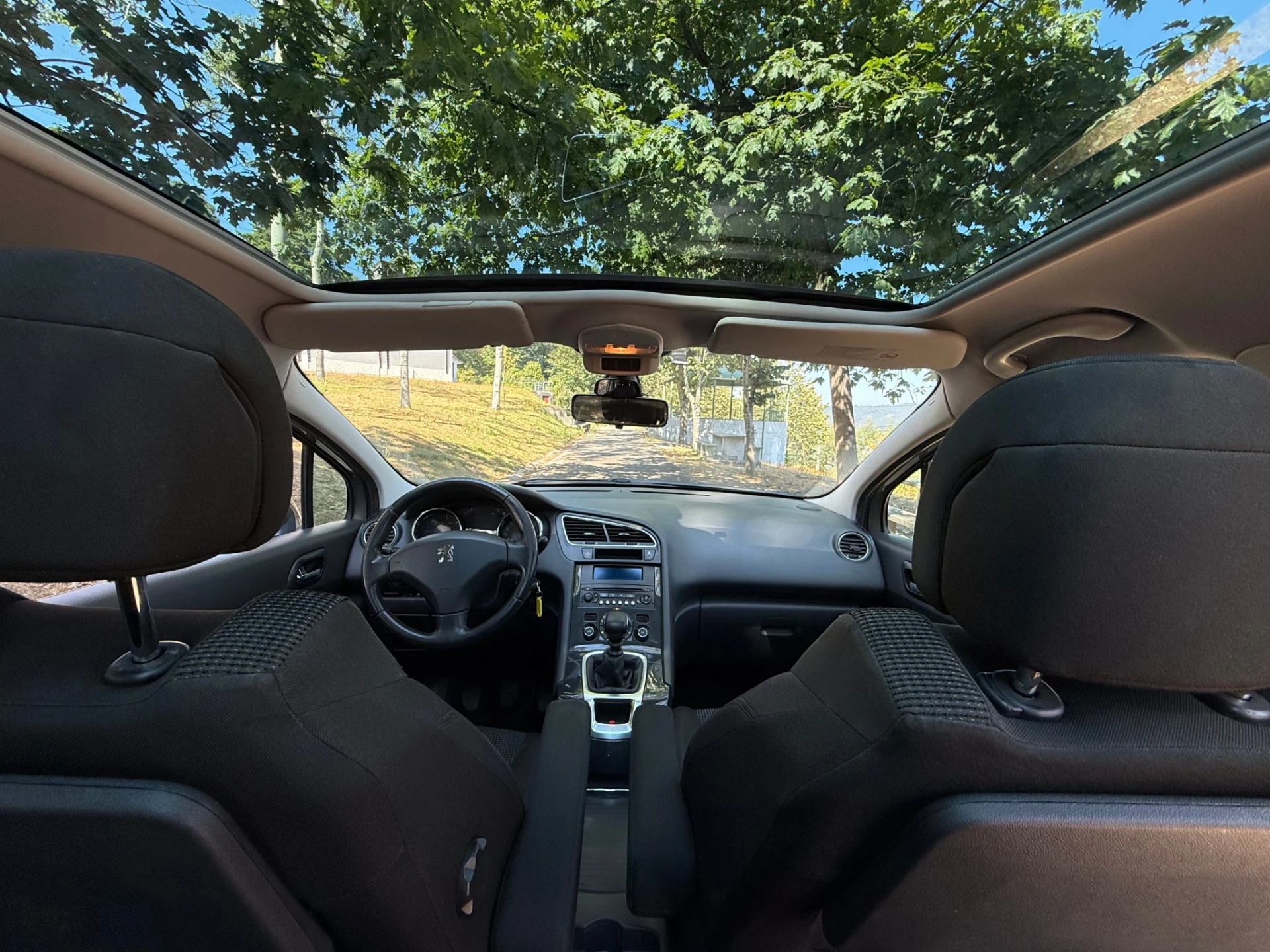 Peugeot 5008 8