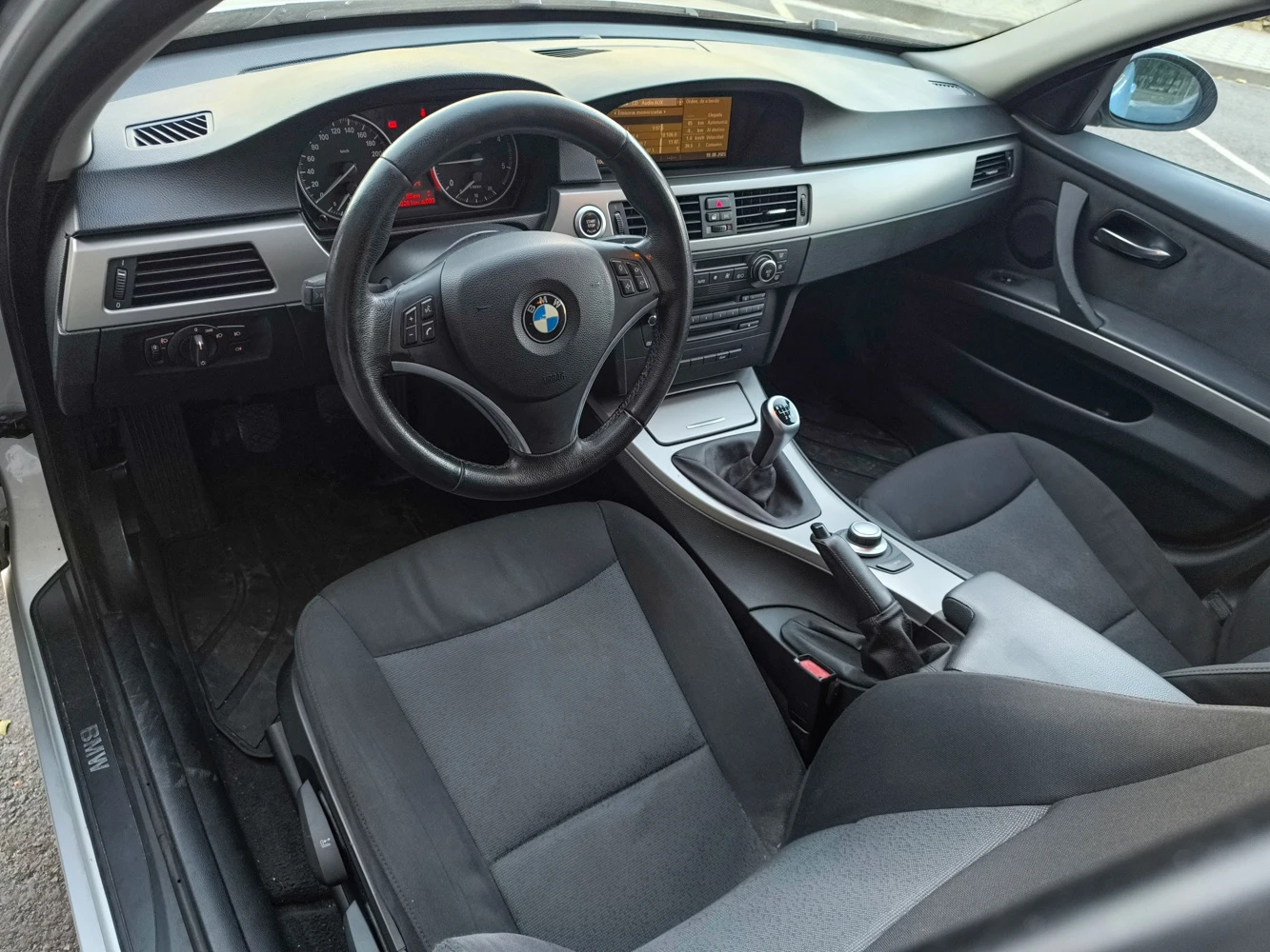 BMW 320 18