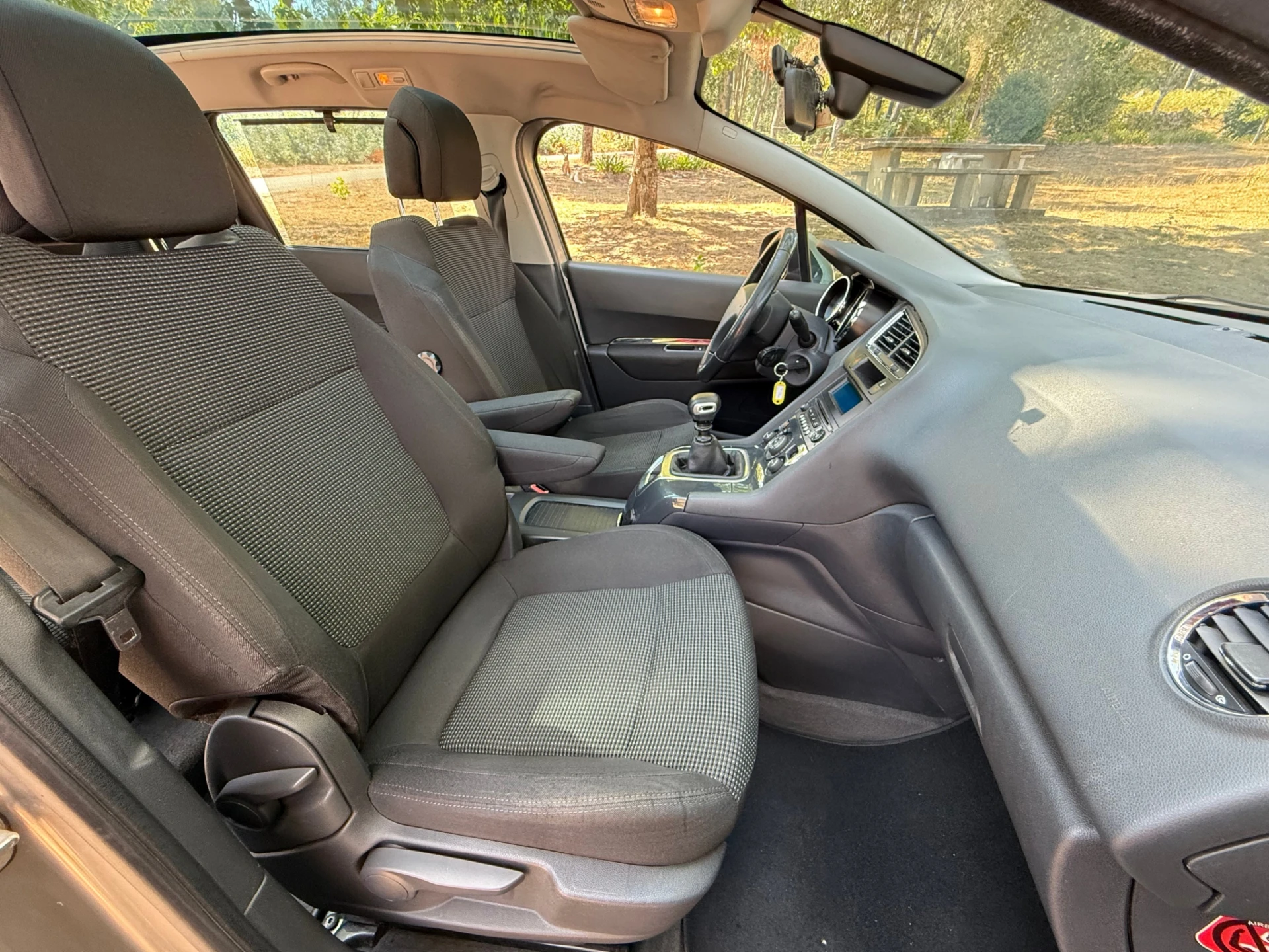 Peugeot 5008 11