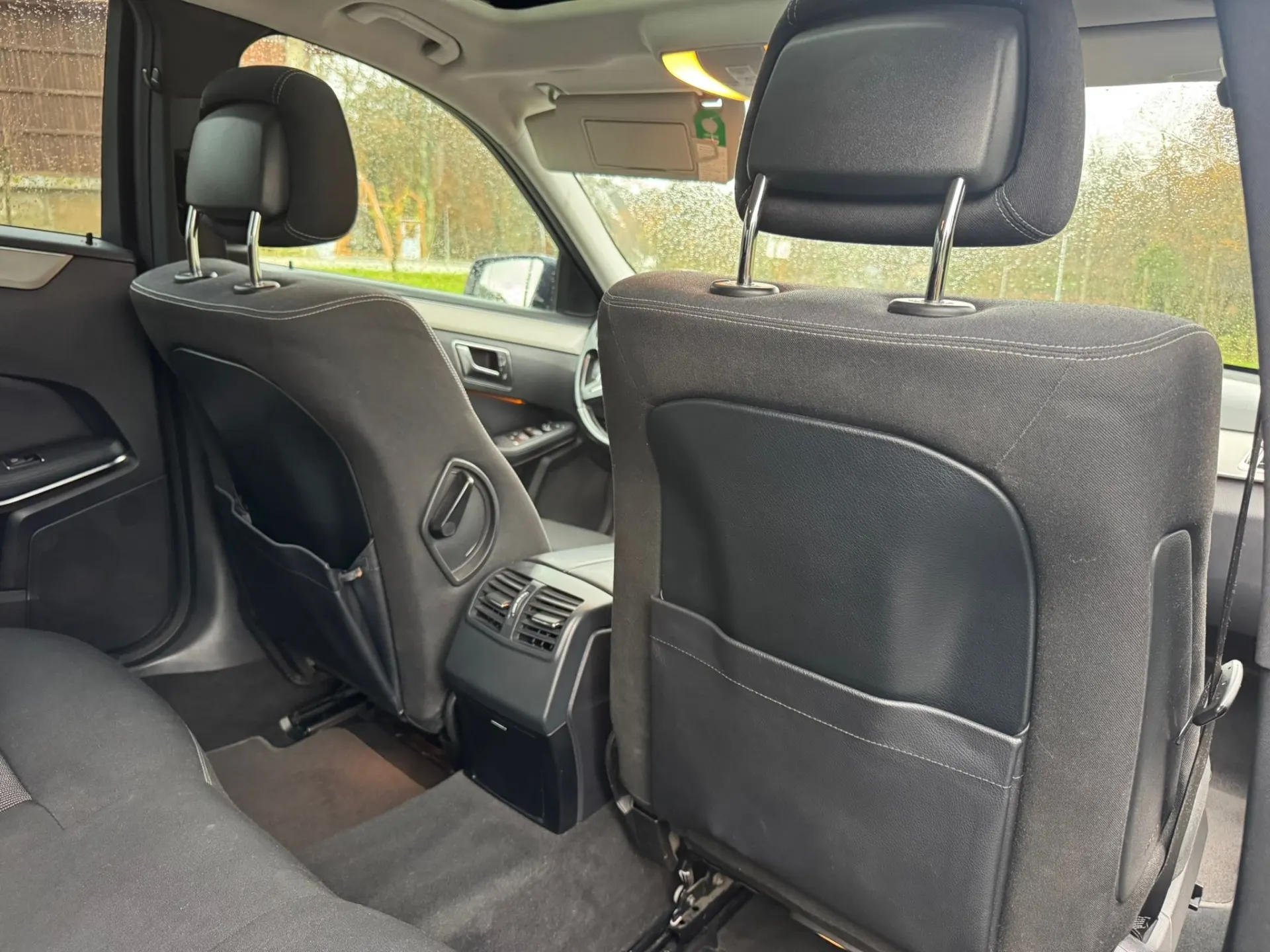 Mercedes-Benz E 300 Bluetec Hybrid Elegance 10