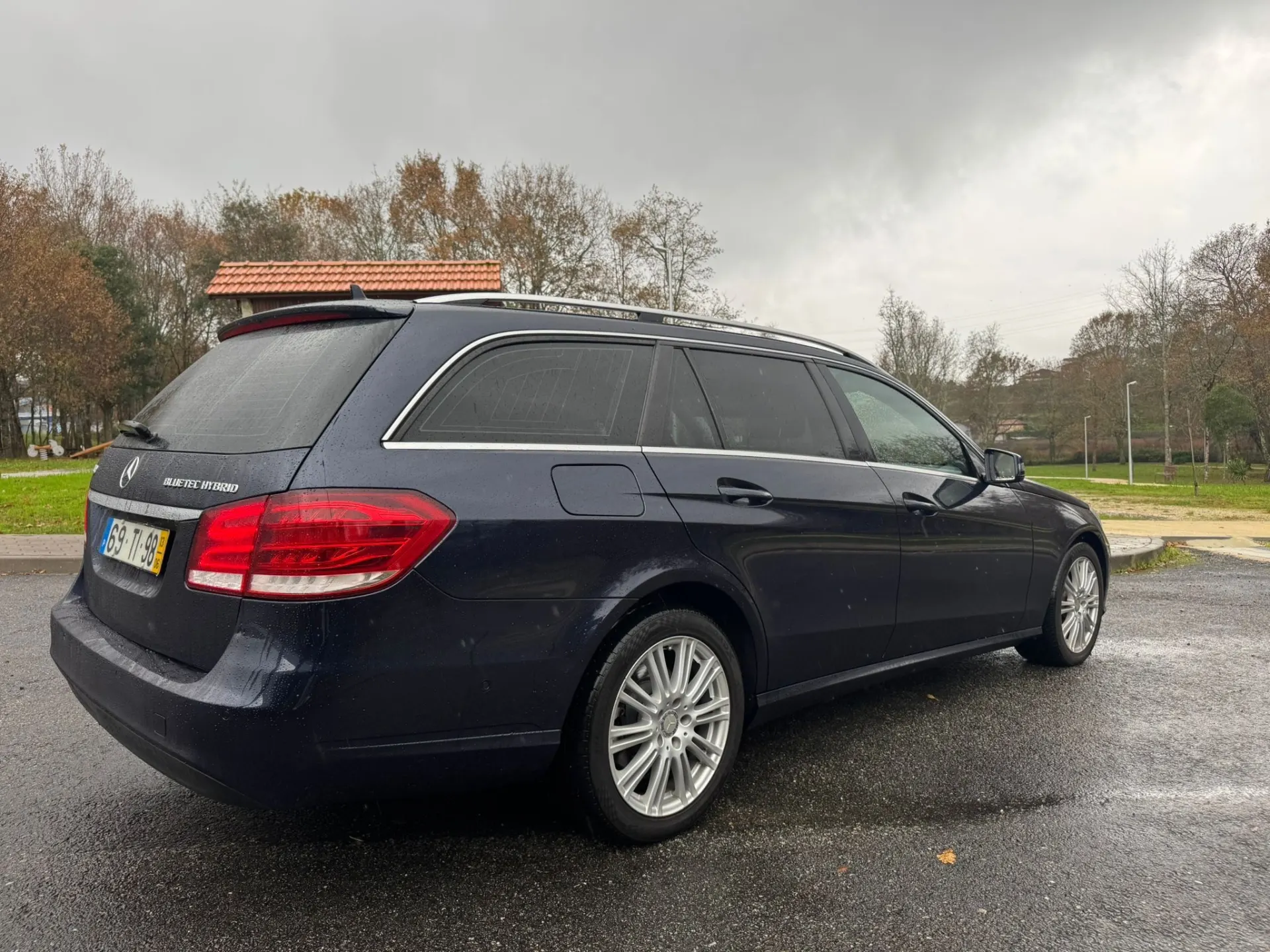 Mercedes-Benz E 300 Bluetec Hybrid Elegance 11