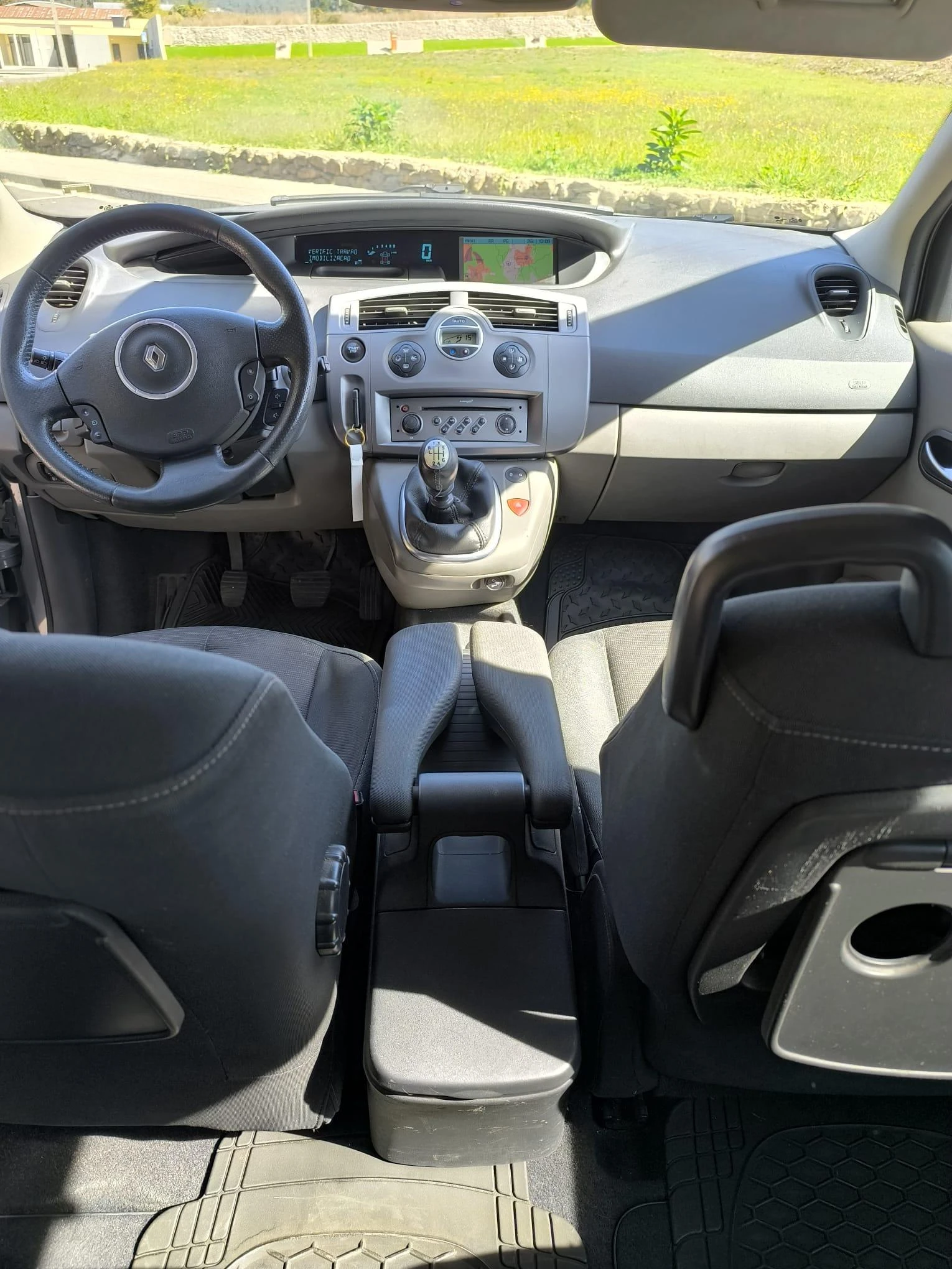 Renault Mégane Scénic 8