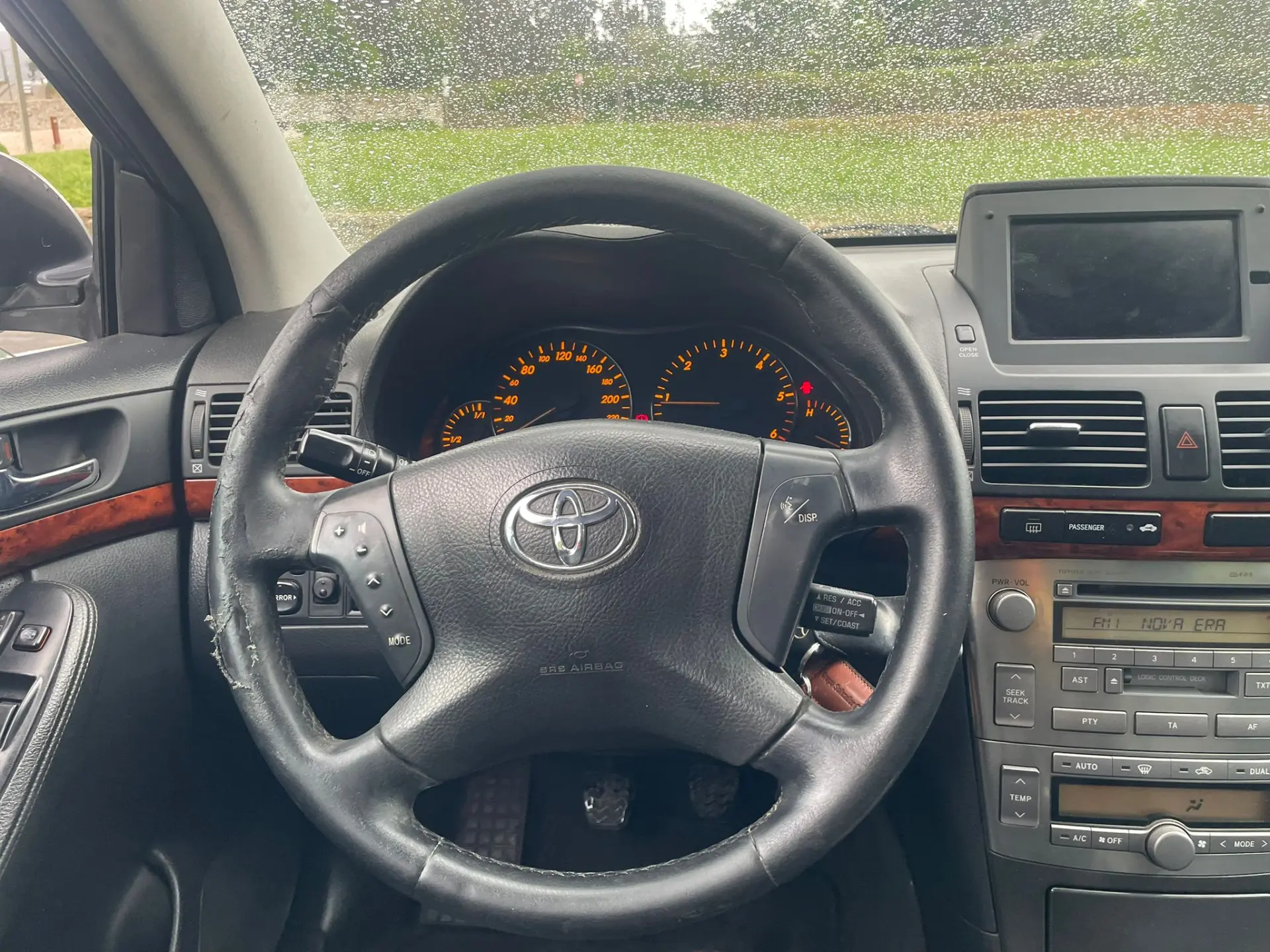 Toyota Avensis 14