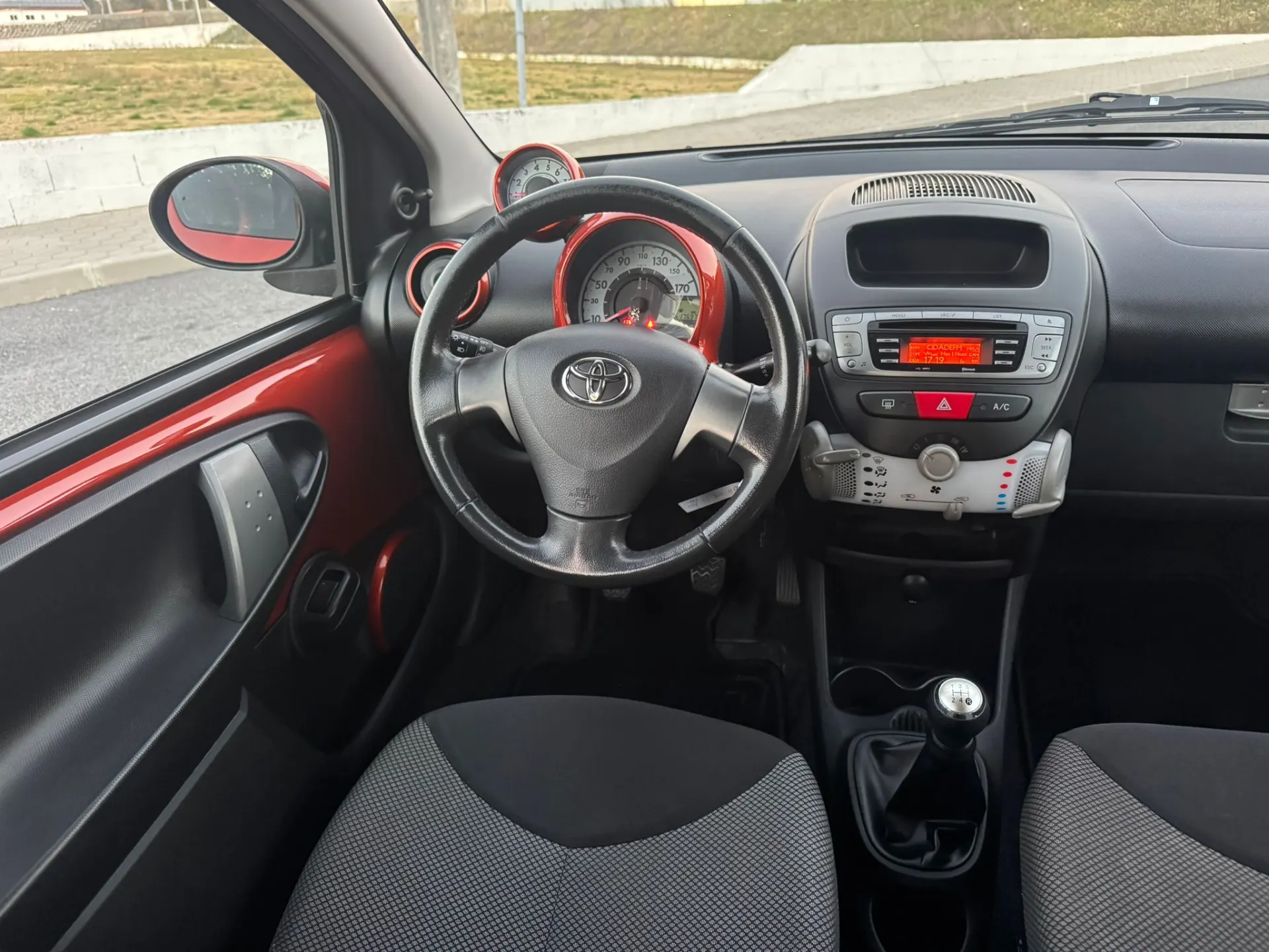 Toyota Aygo 8
