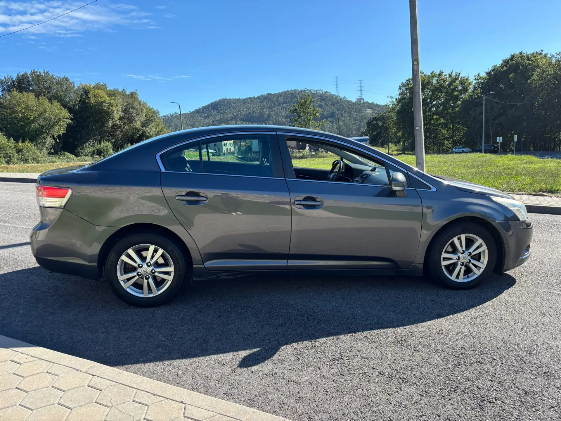 Toyota Avensis 11