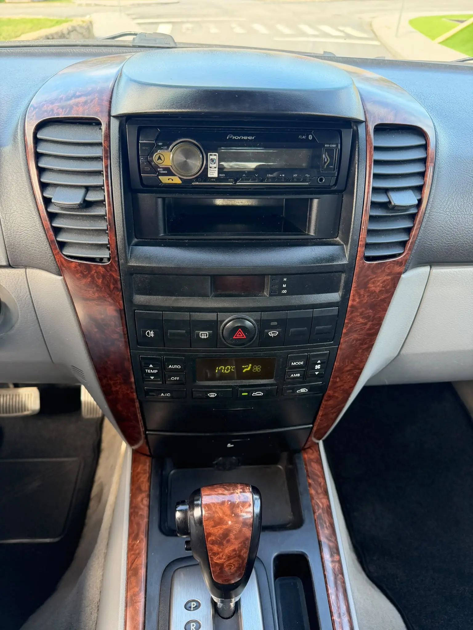 Kia Sorento 2.5 CRDi EX Top Auto. 10