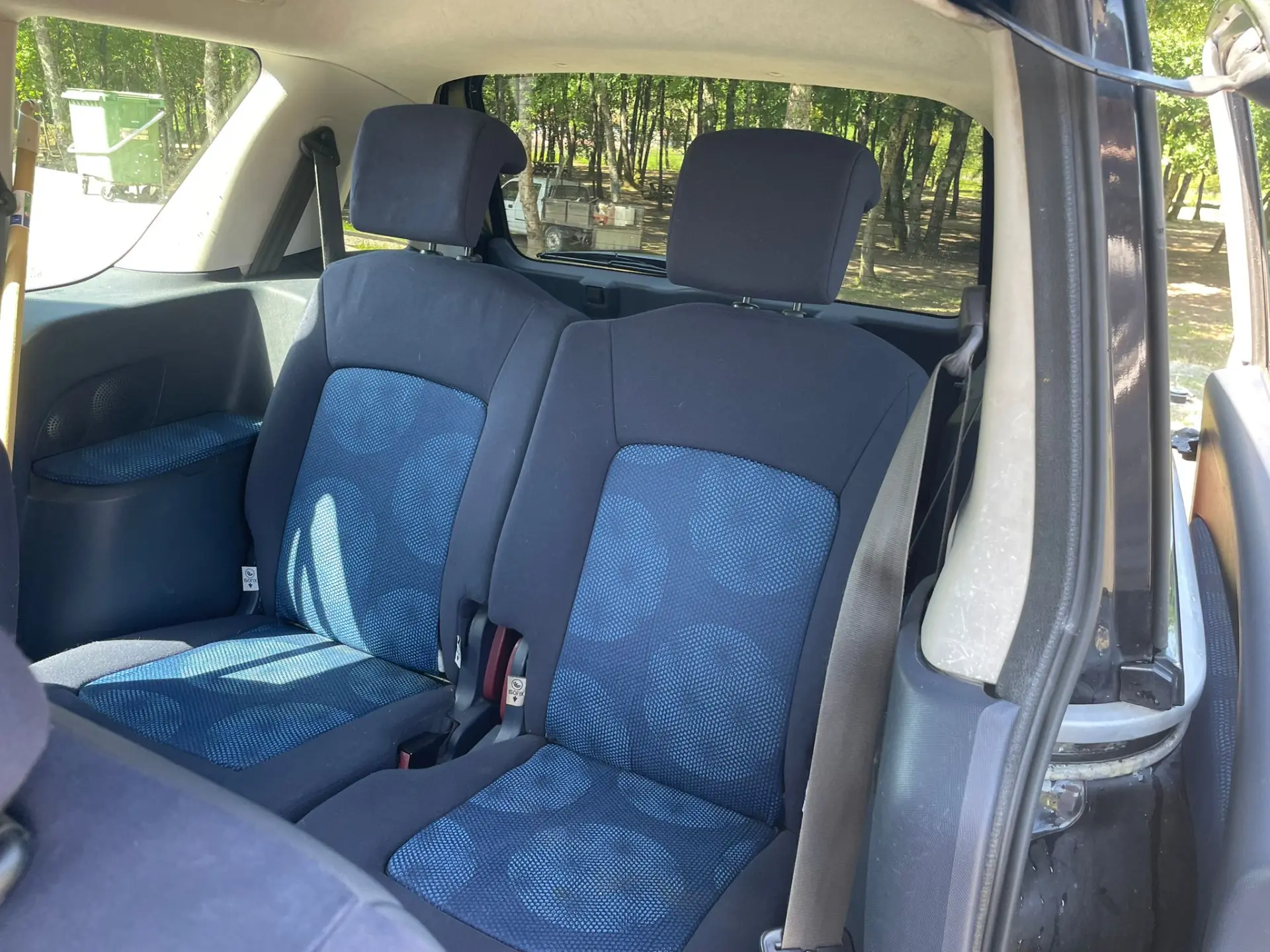 Peugeot 1007 10