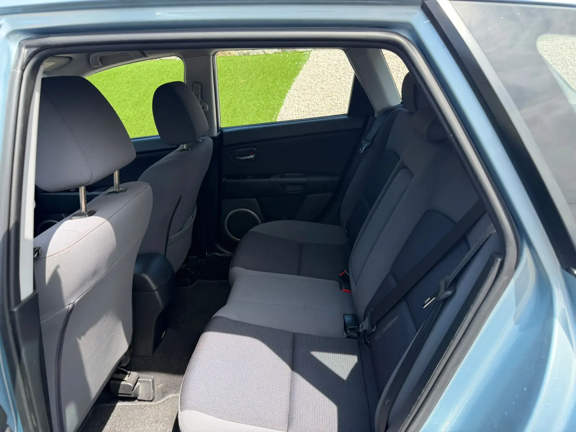 Mazda 3 8