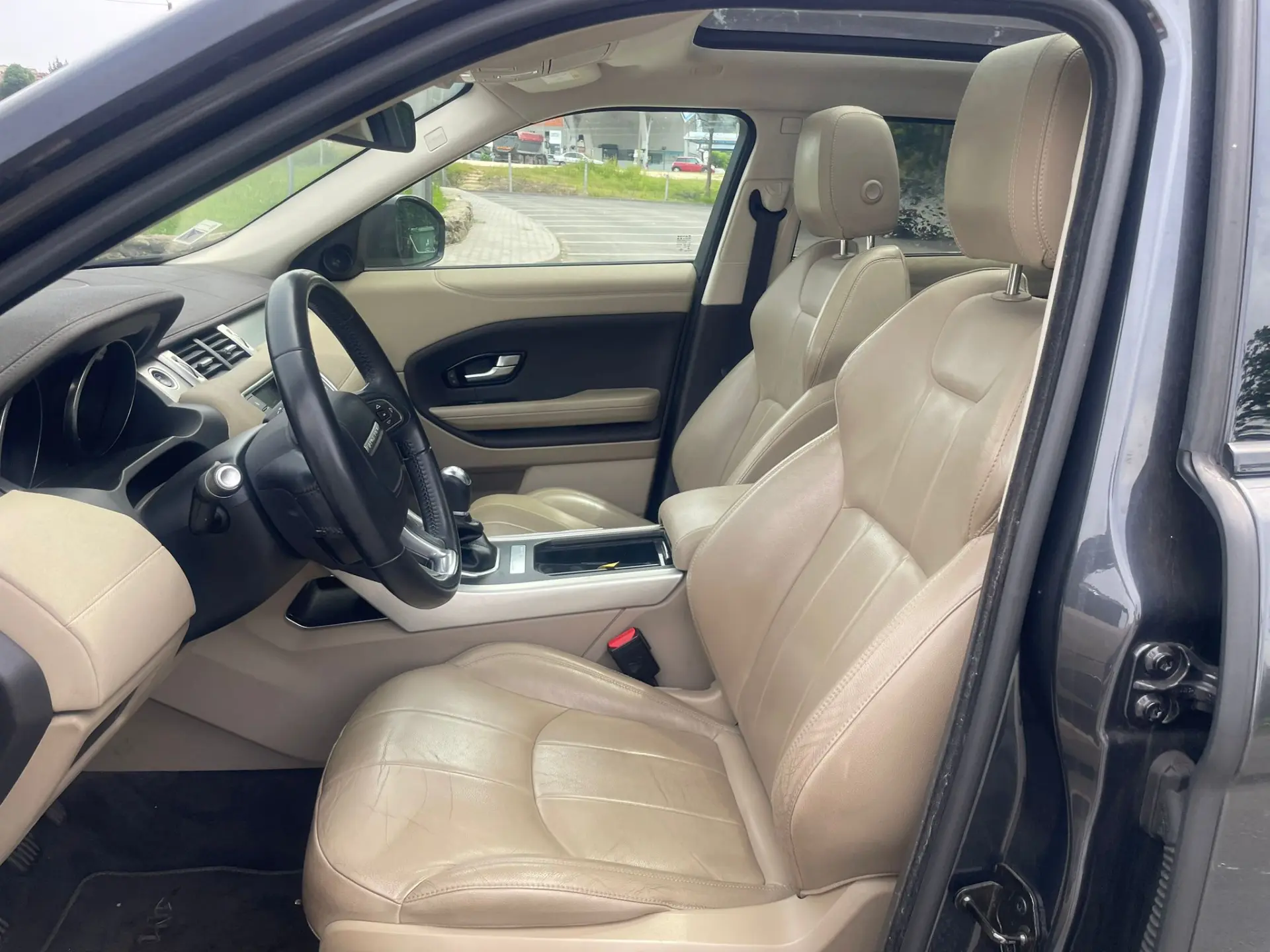 Land Rover Range Rover Evoque 12