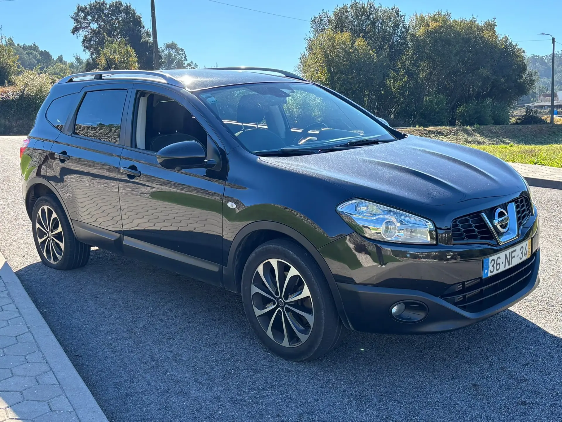 Nissan Qashqai +2 13