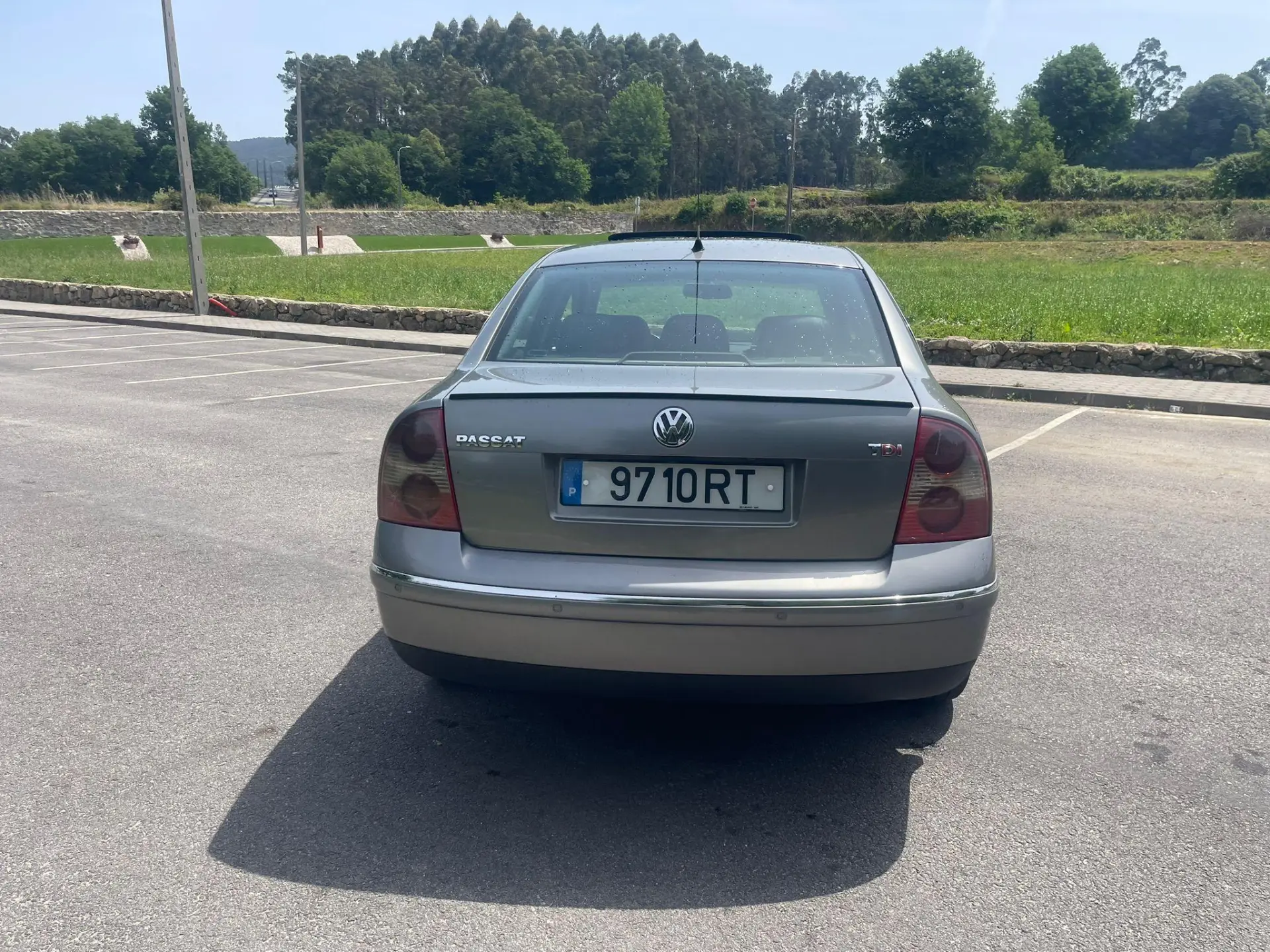 Volkswagen Passat 13