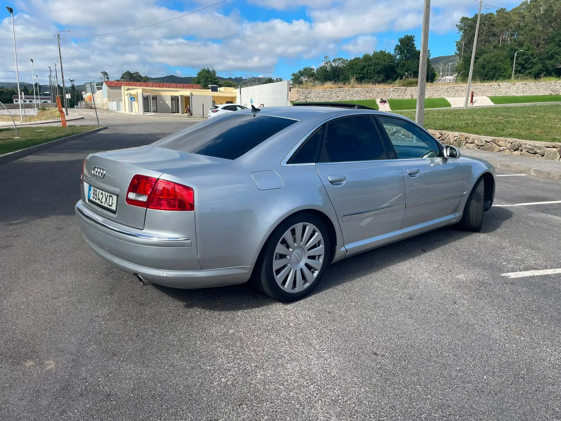 Audi A8 9