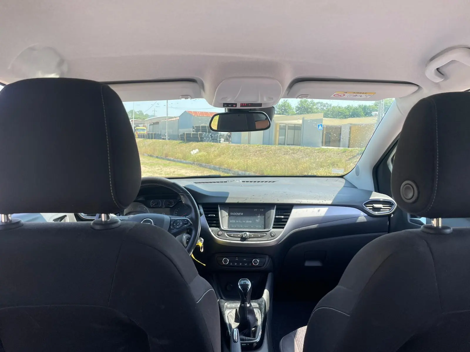 Opel Crossland X 10