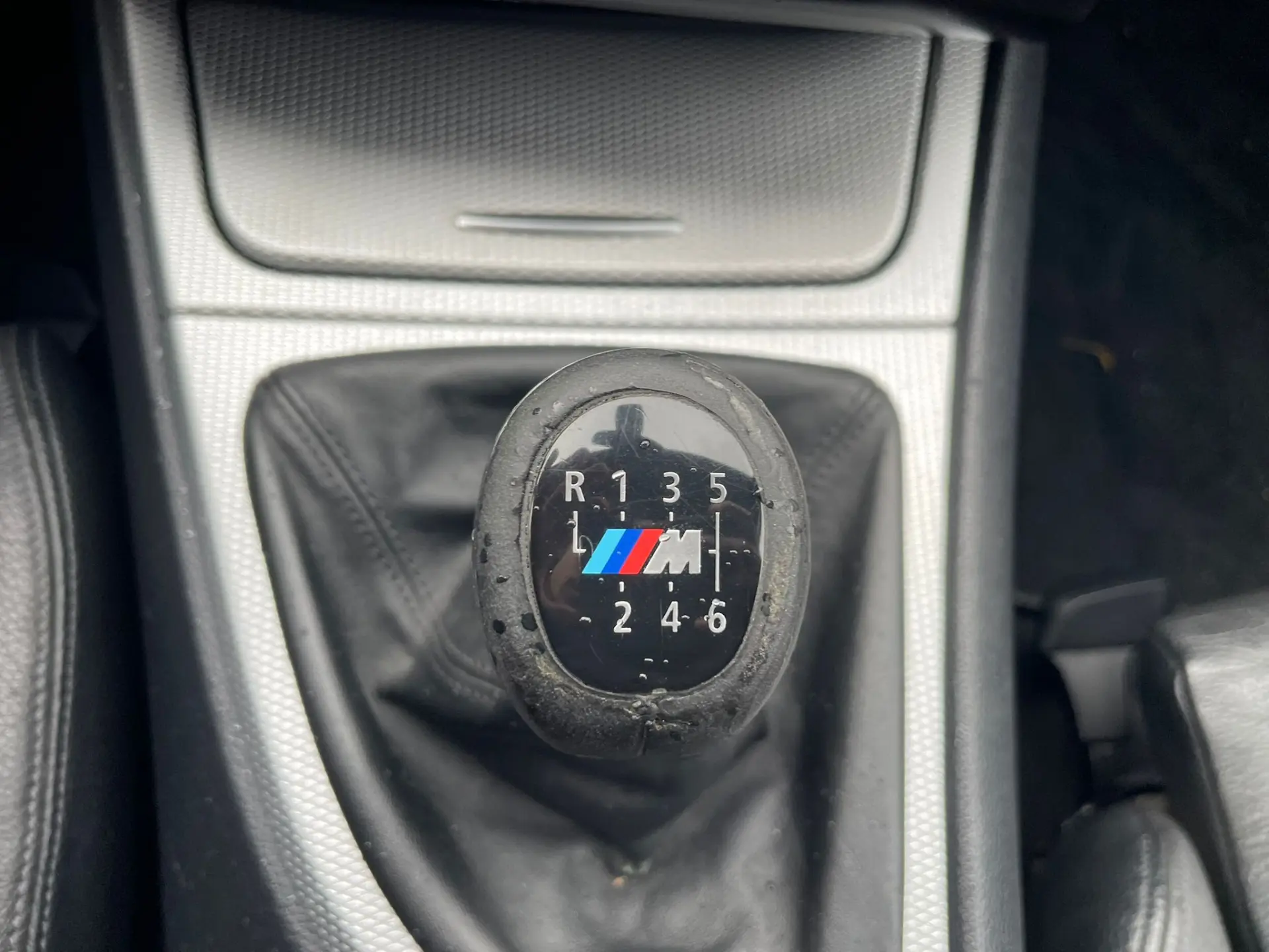BMW 118 d Pack M 12