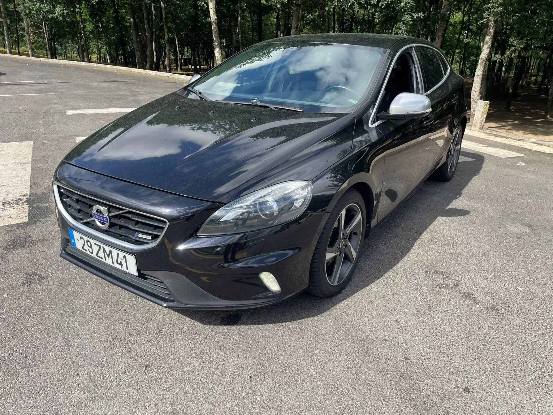 Volvo V40 1.6 D2 R-Design 1