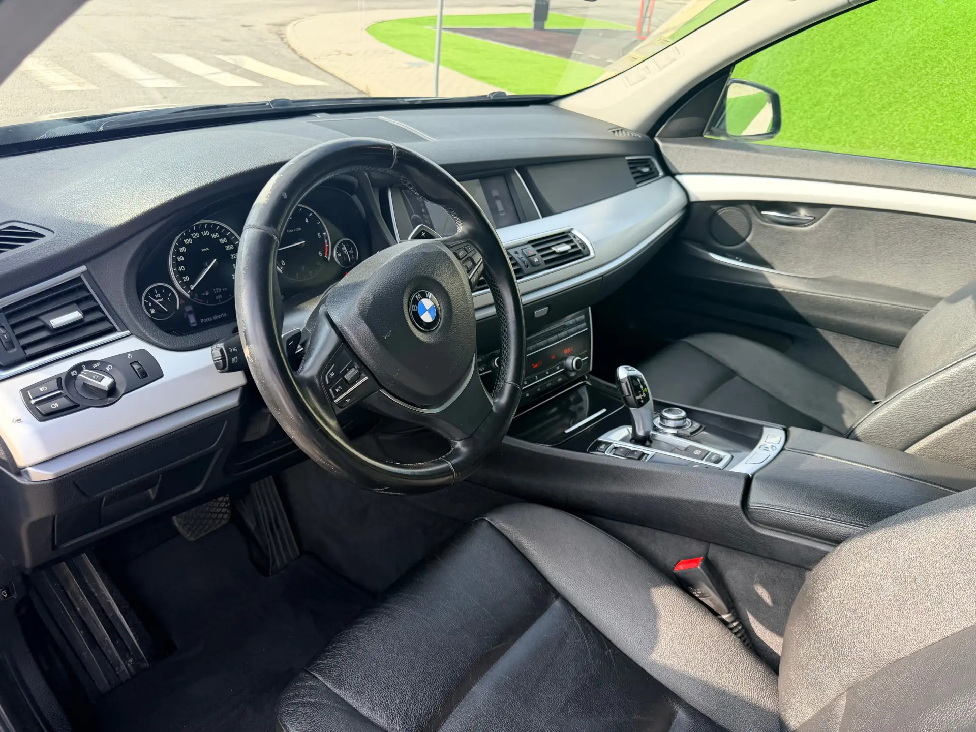 BMW 520 d Auto 10