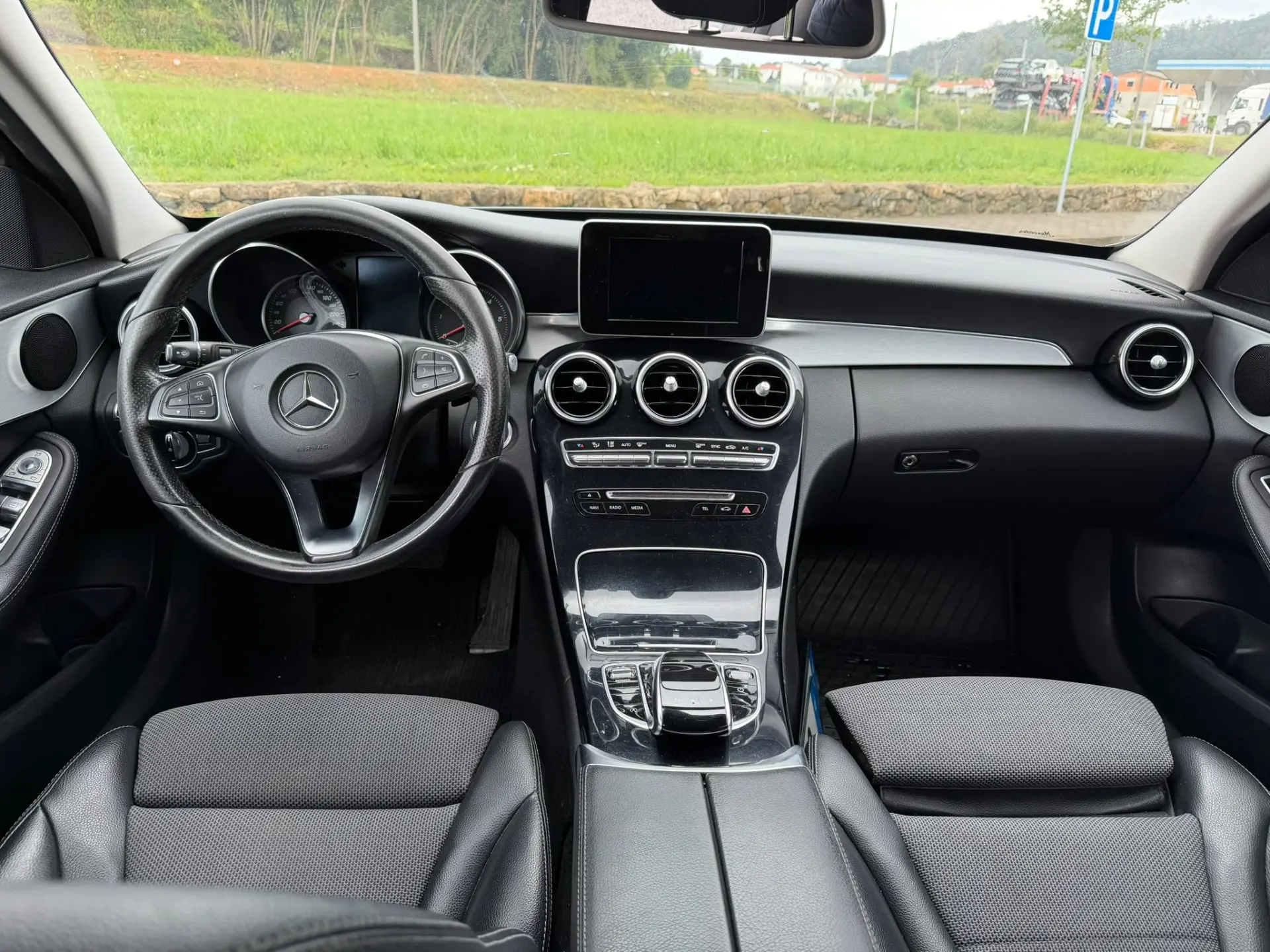 Mercedes-Benz C 220 2