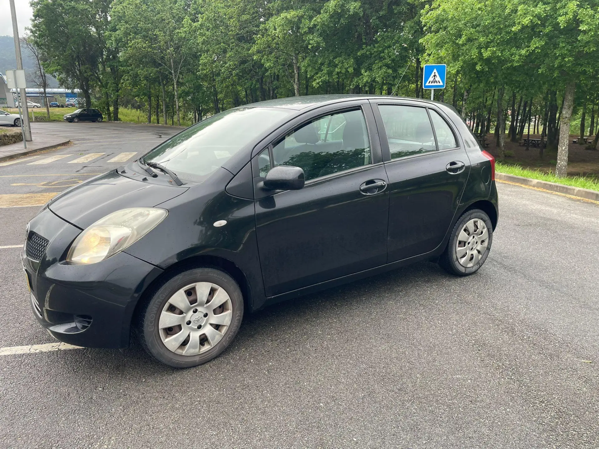 Toyota Yaris 1