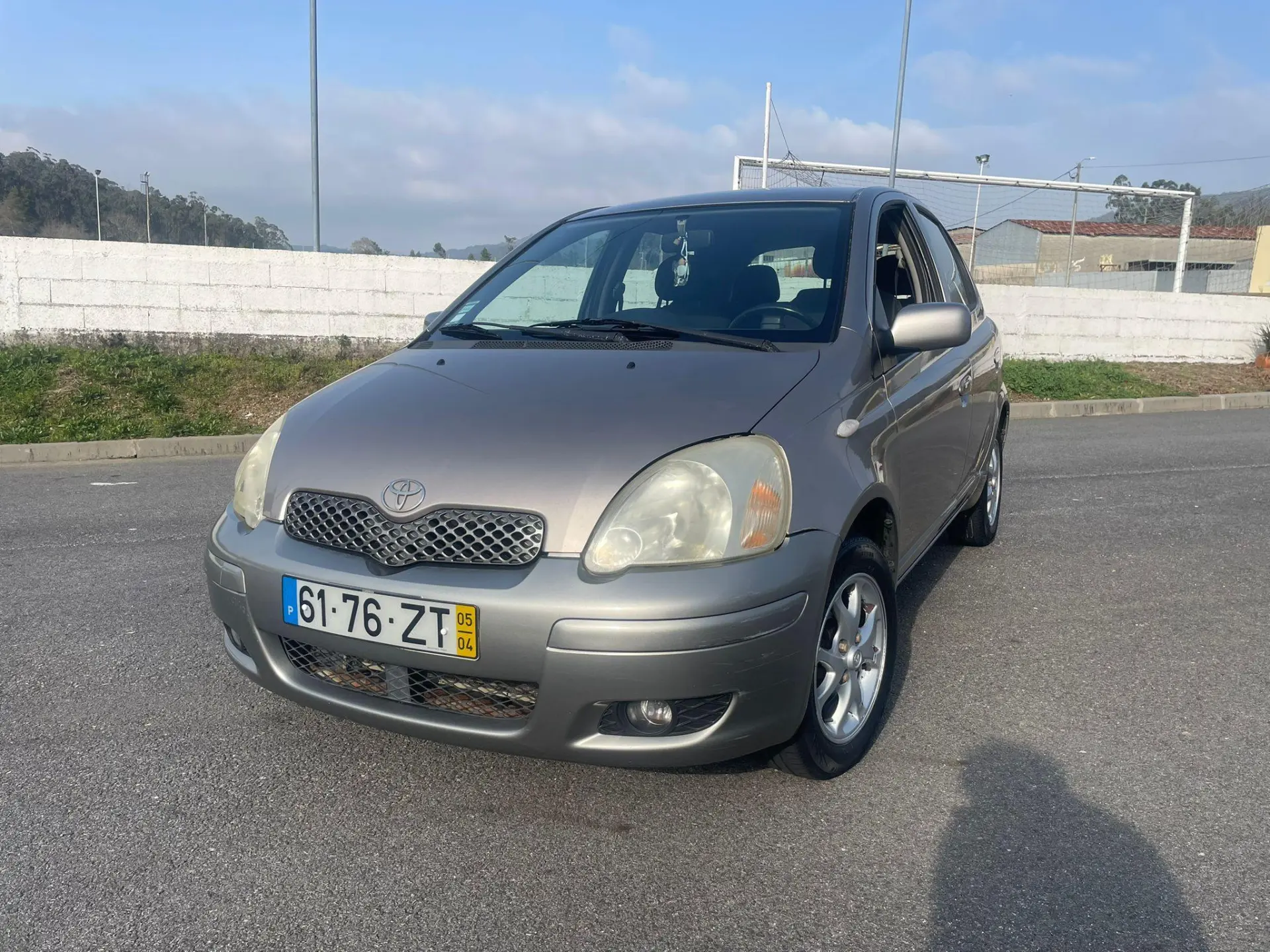 Toyota Yaris 1