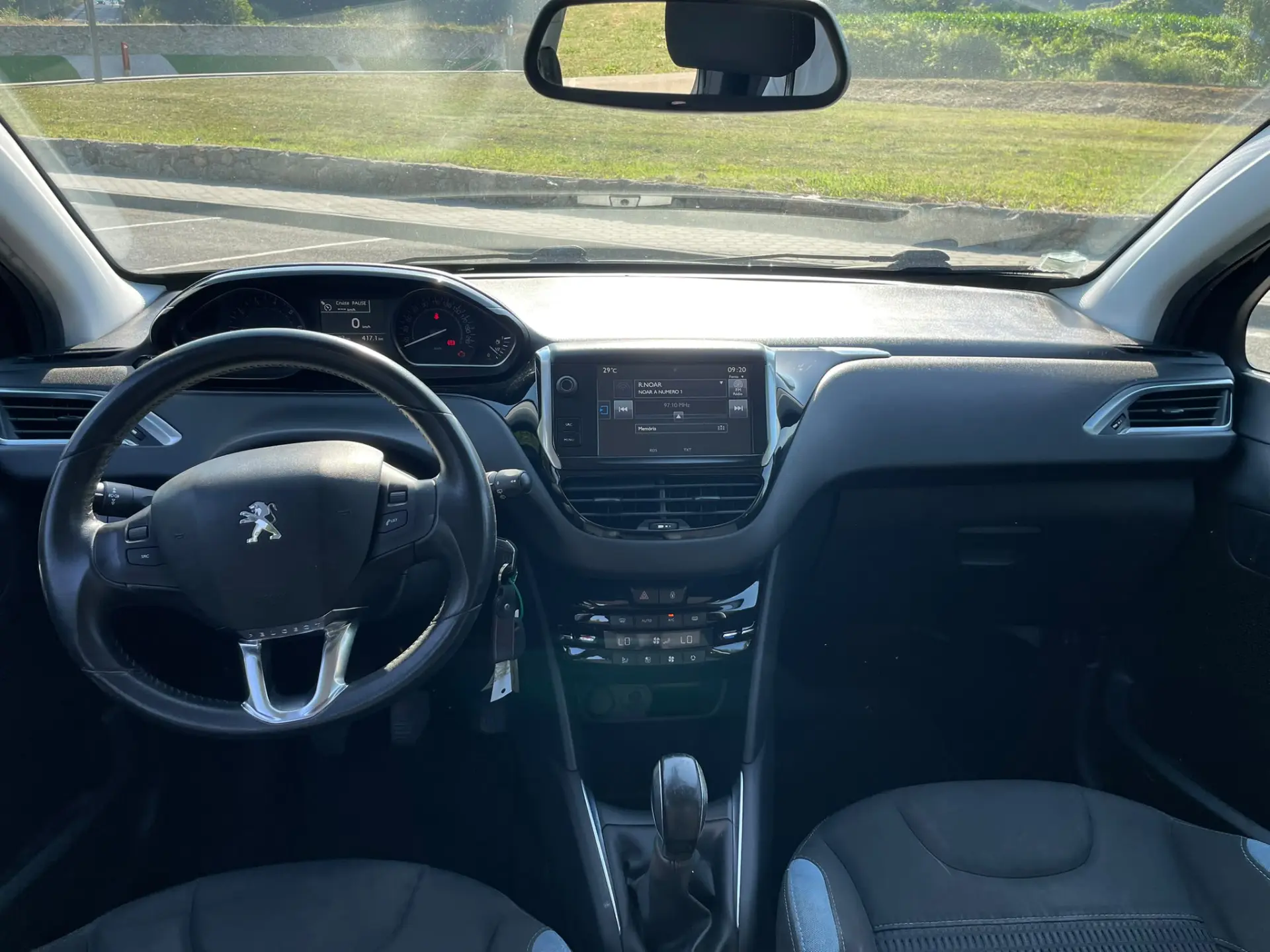 Peugeot 208 2