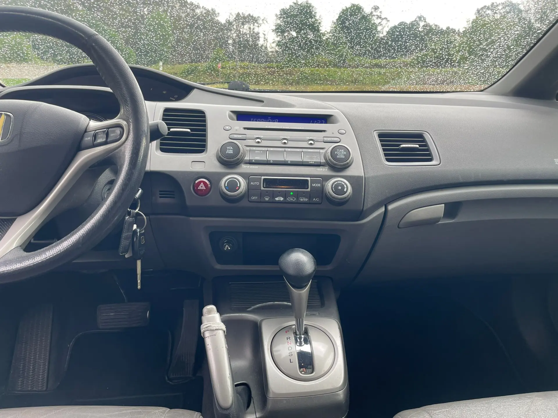 Honda Civic 1.3 DSI i-VTEC Hybrid 11