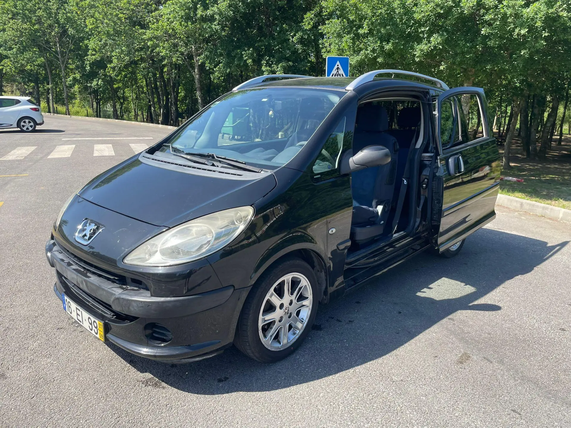 Peugeot 1007 14