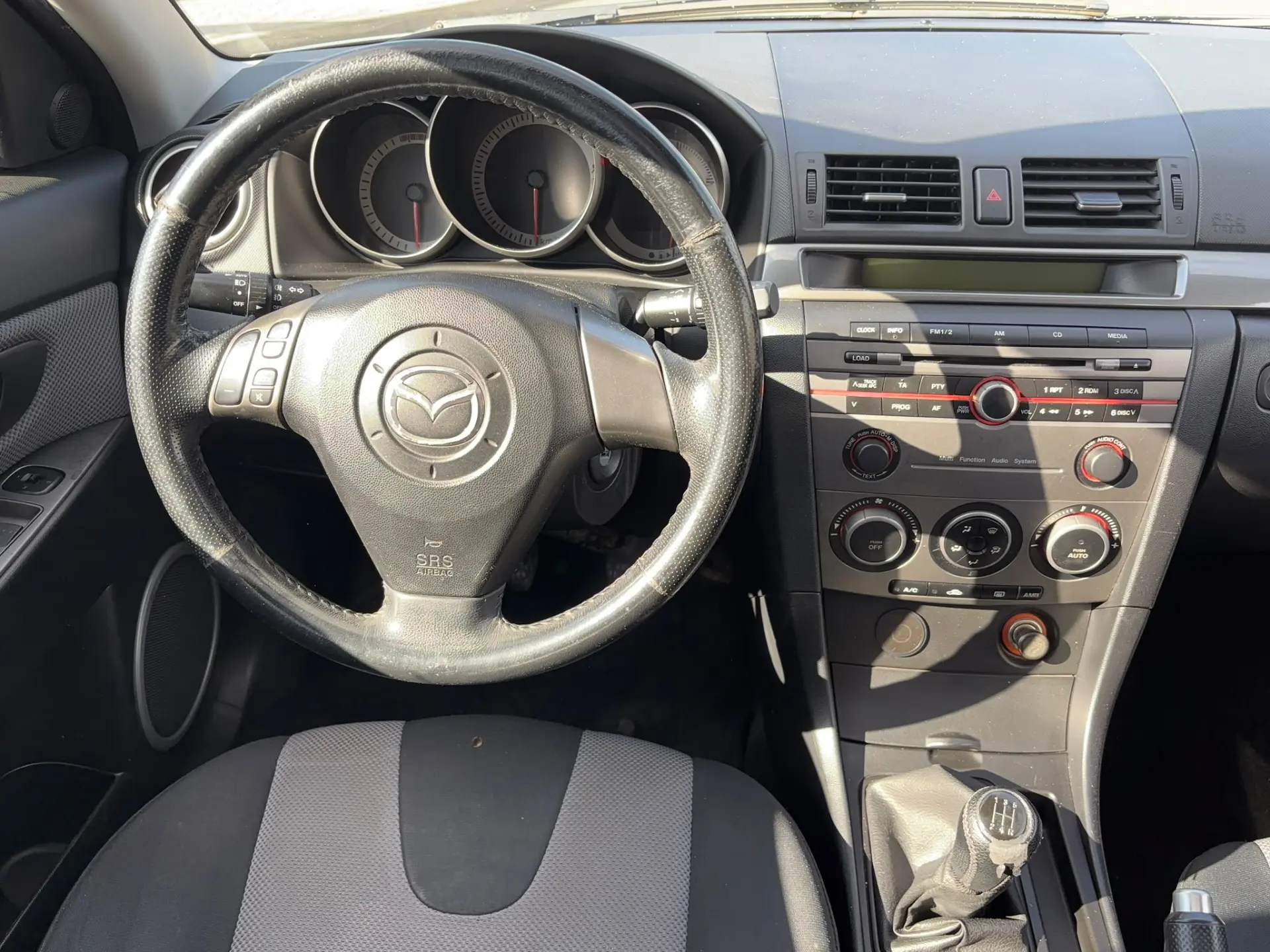 Mazda 3 2