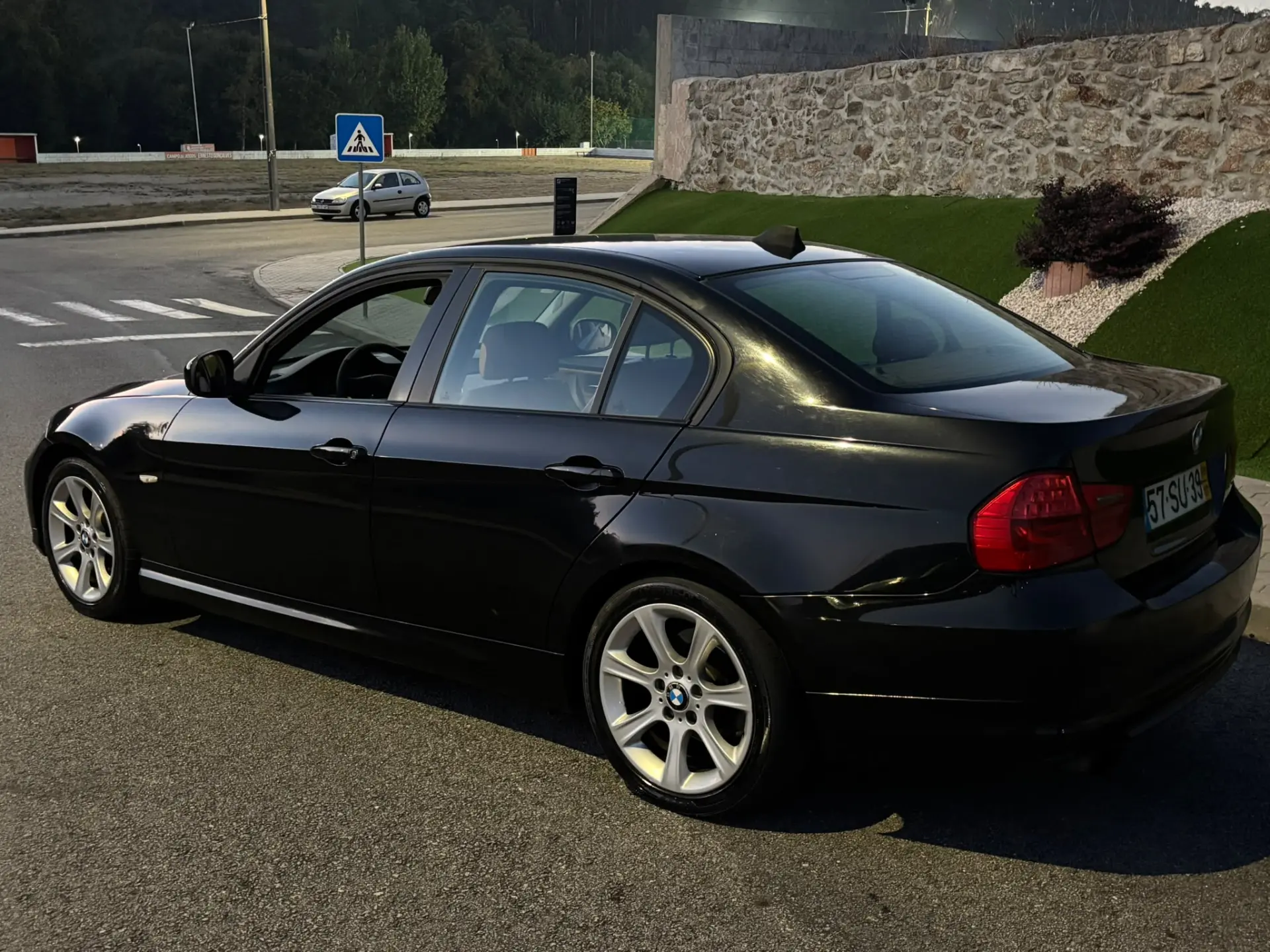 BMW 318 d 12