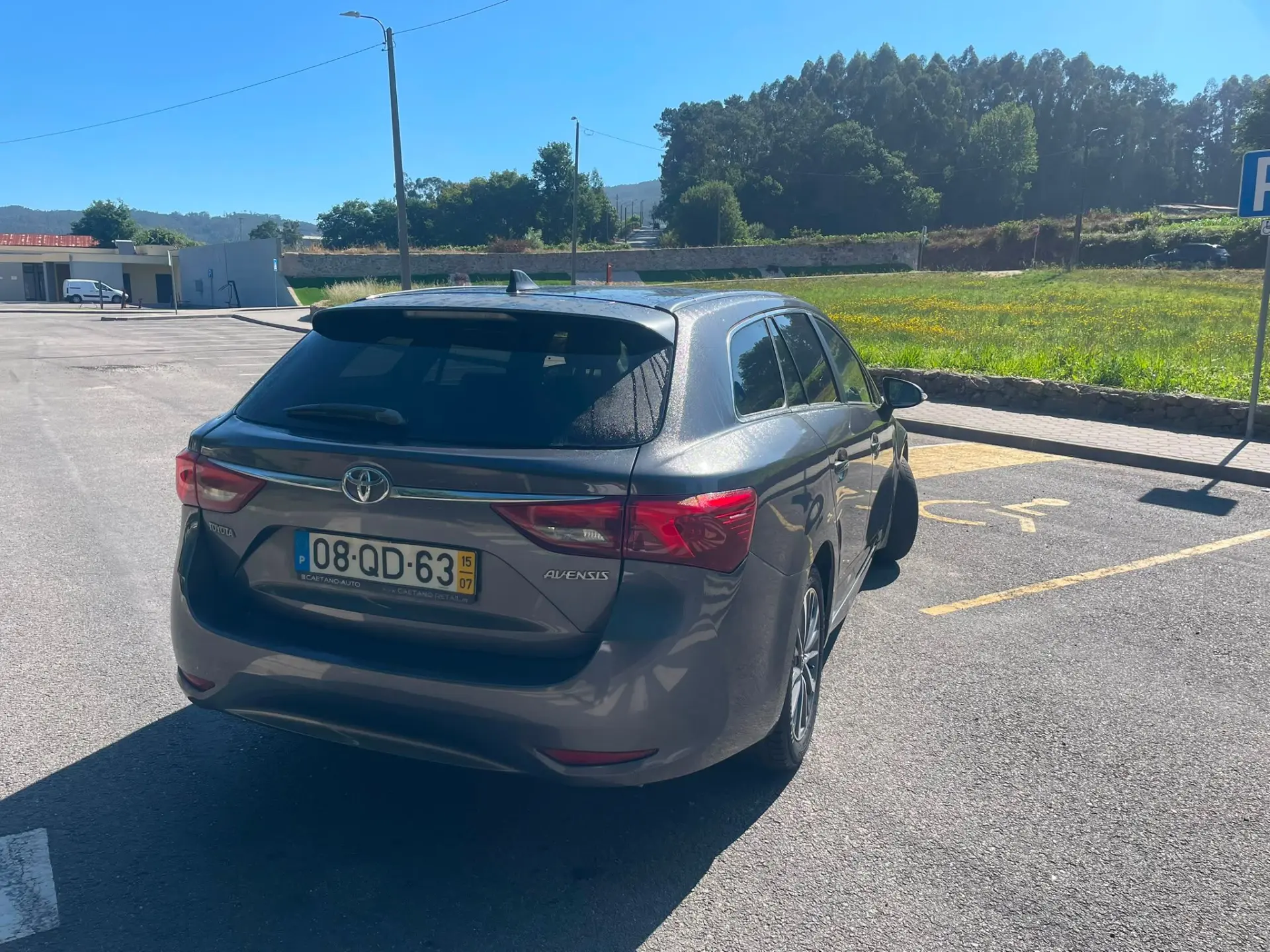 Toyota Avensis 9