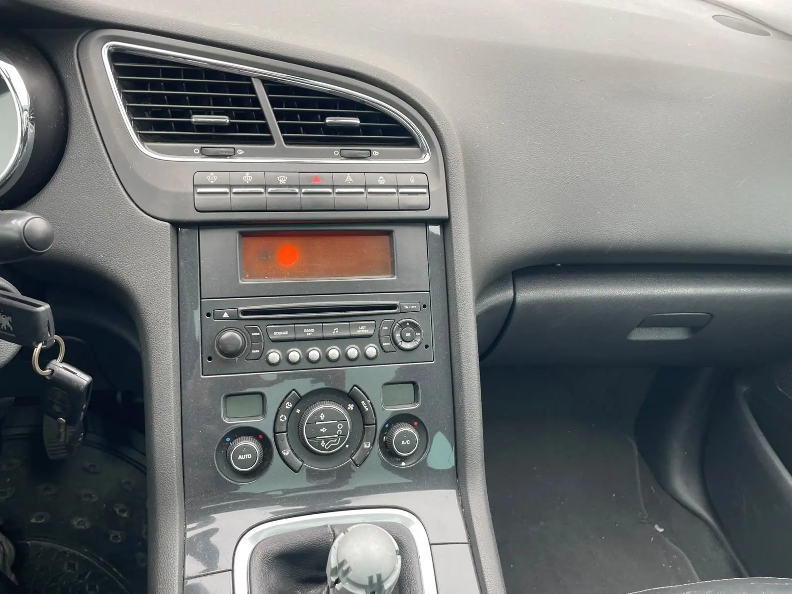 Peugeot 5008 7