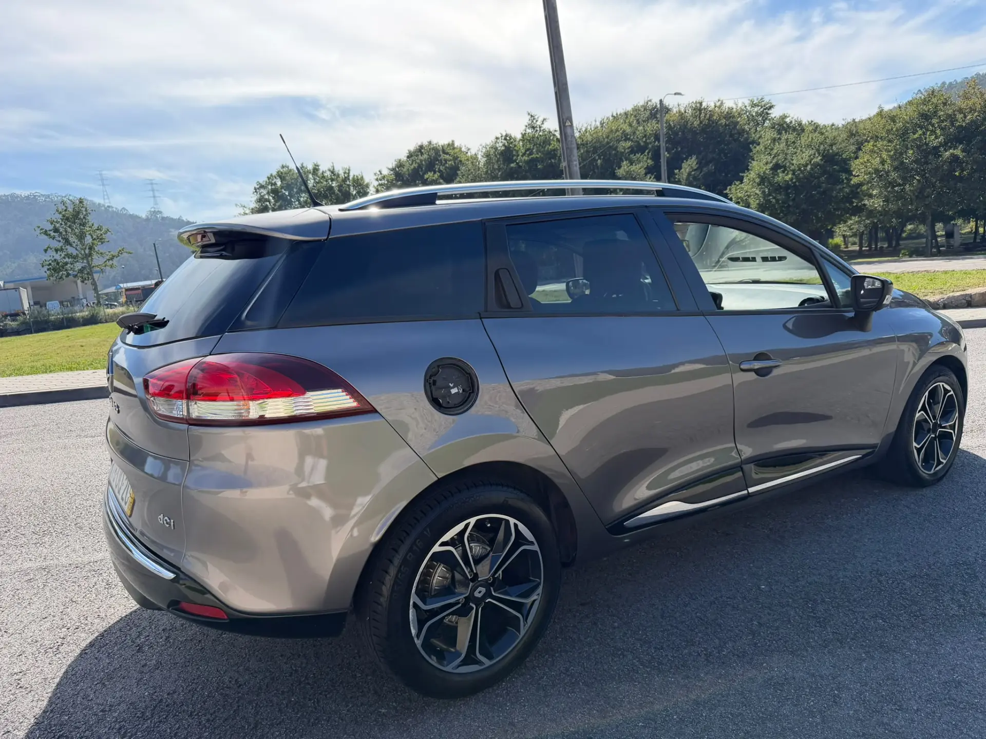 Renault Clio 24
