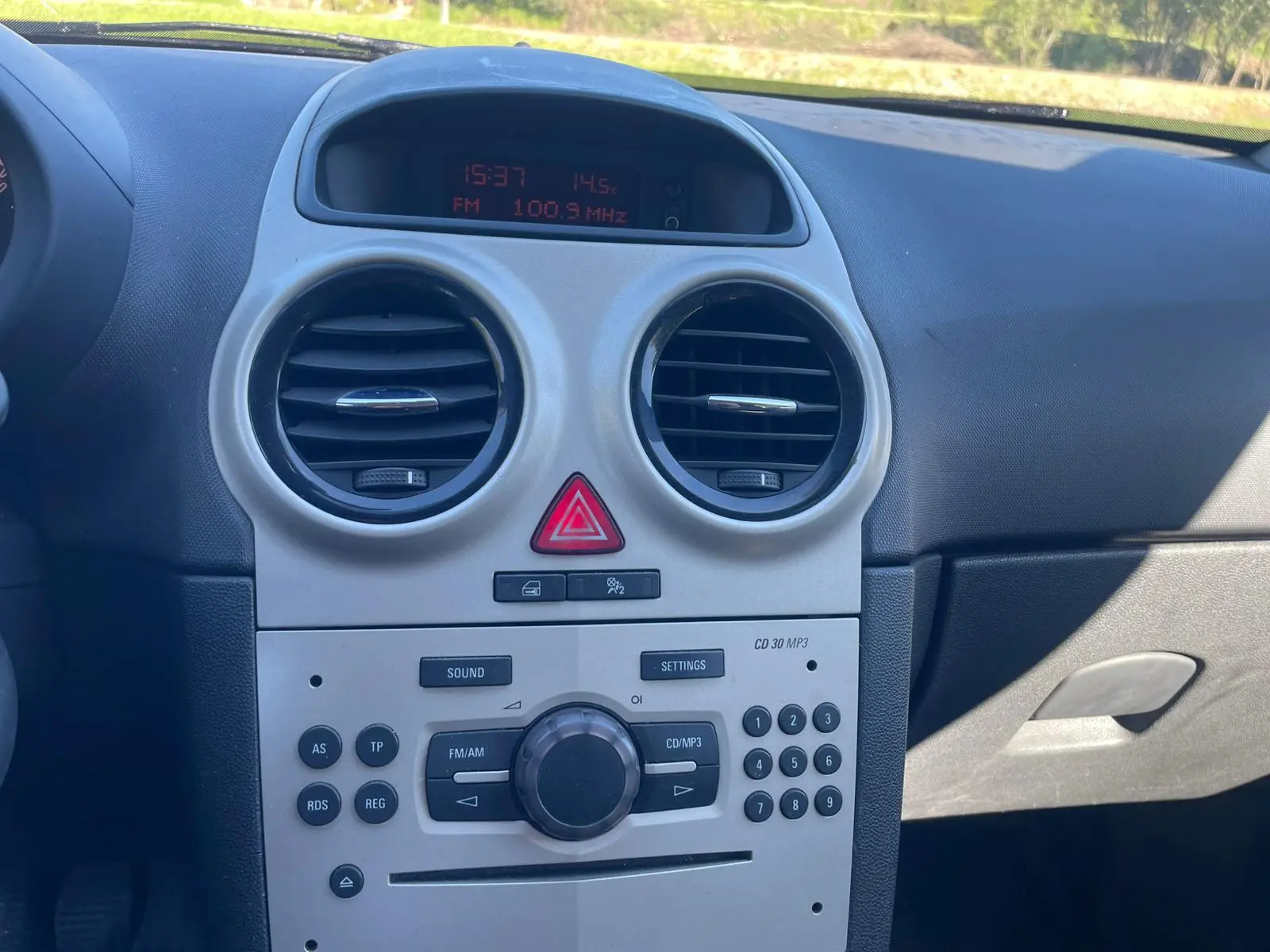 Opel Corsa 14