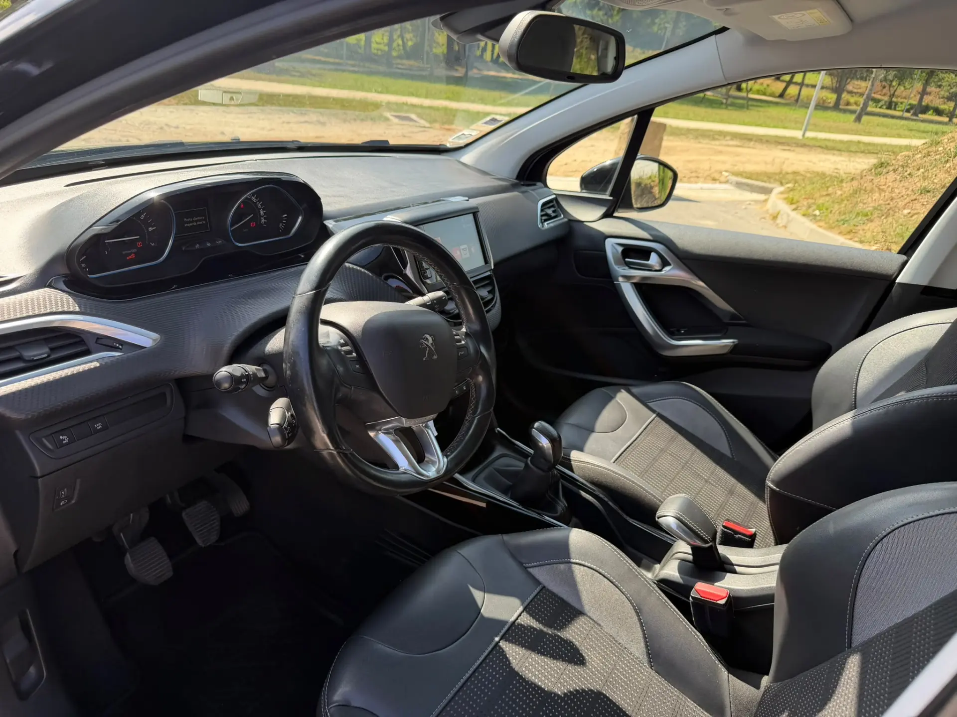 Peugeot 2008 4