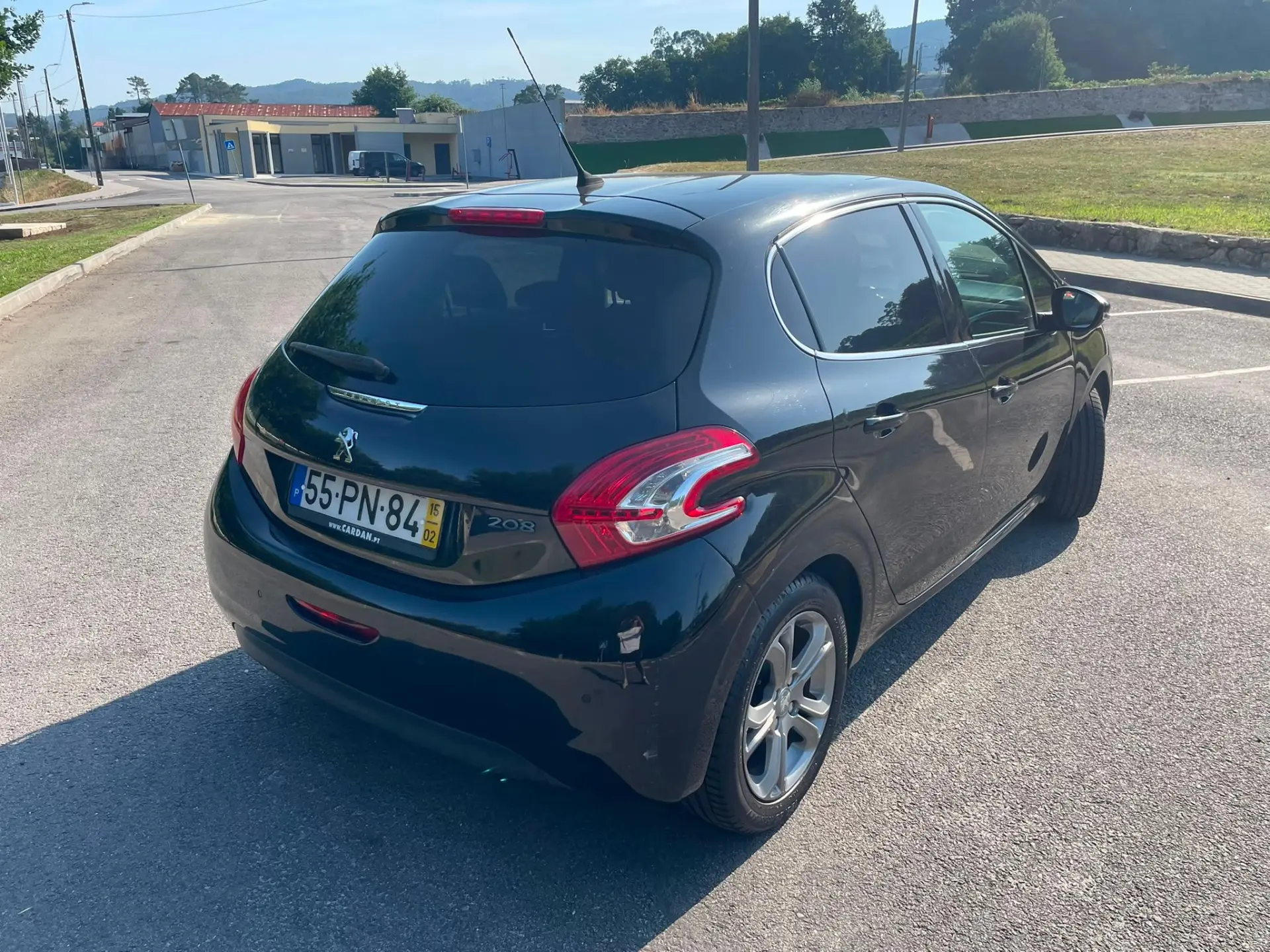 Peugeot 208 13