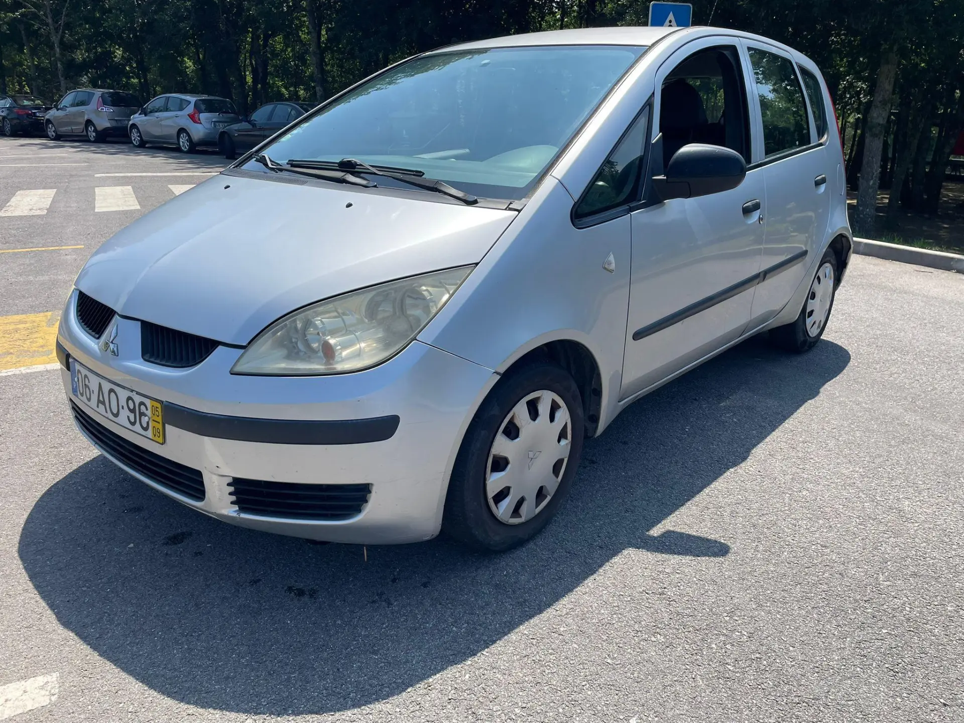 Mitsubishi Colt 1