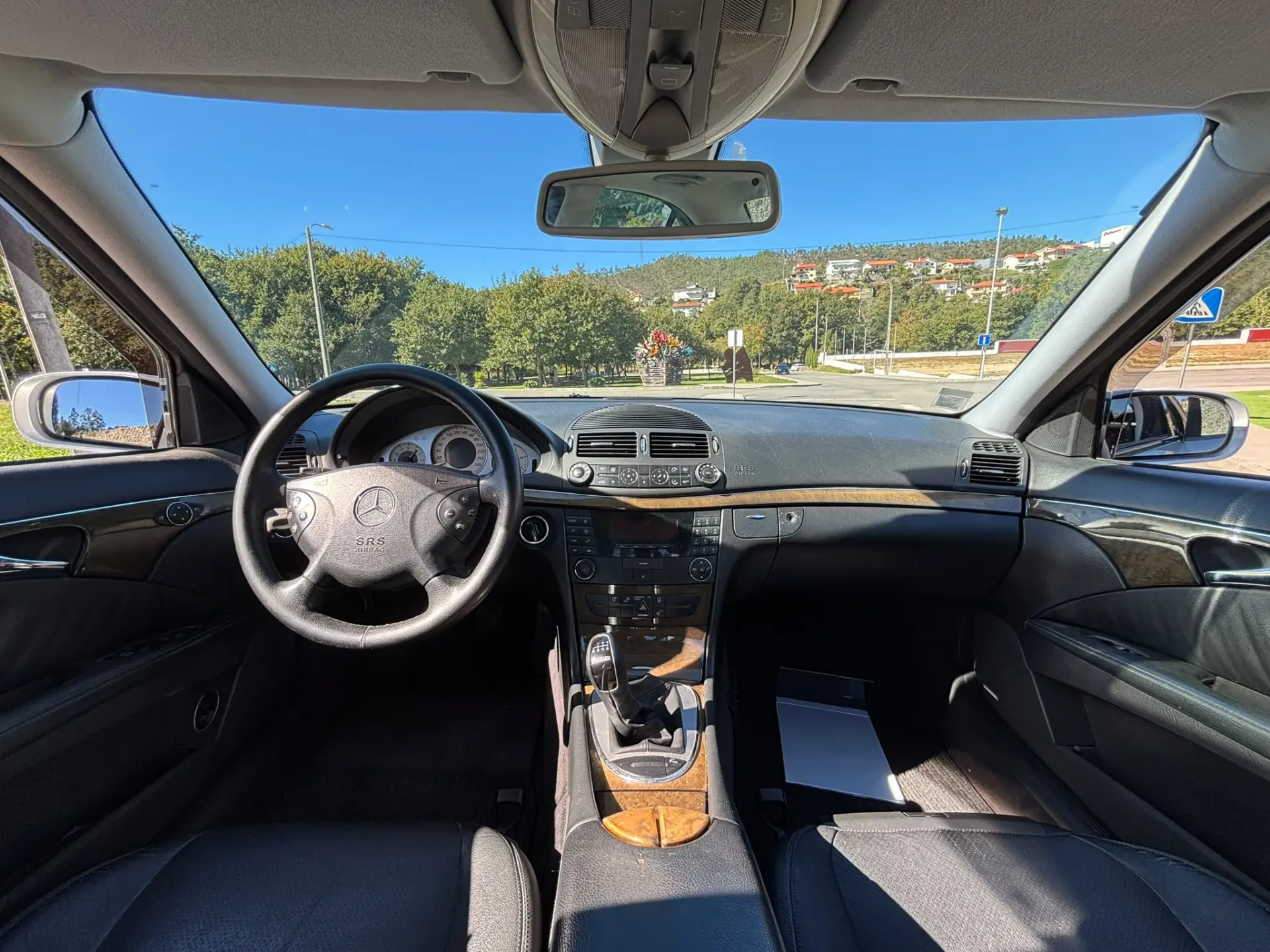 Mercedes-Benz E 220 CDi Avantgarde 8