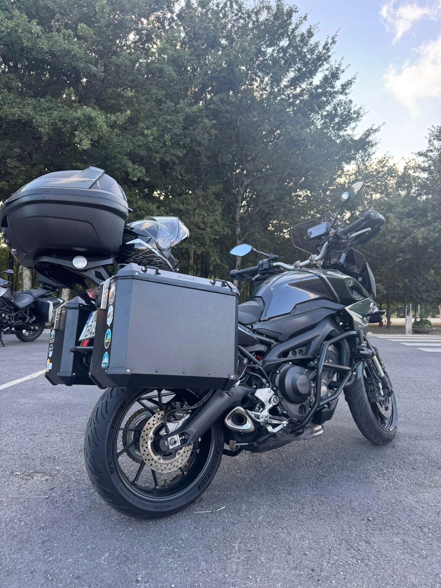 Yamaha MT-09 4