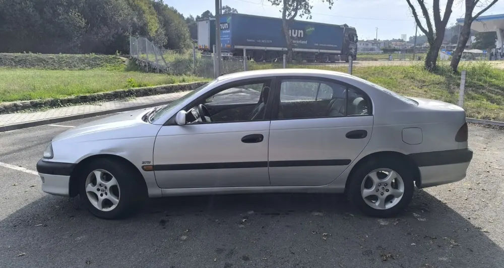 Toyota Avensis 11