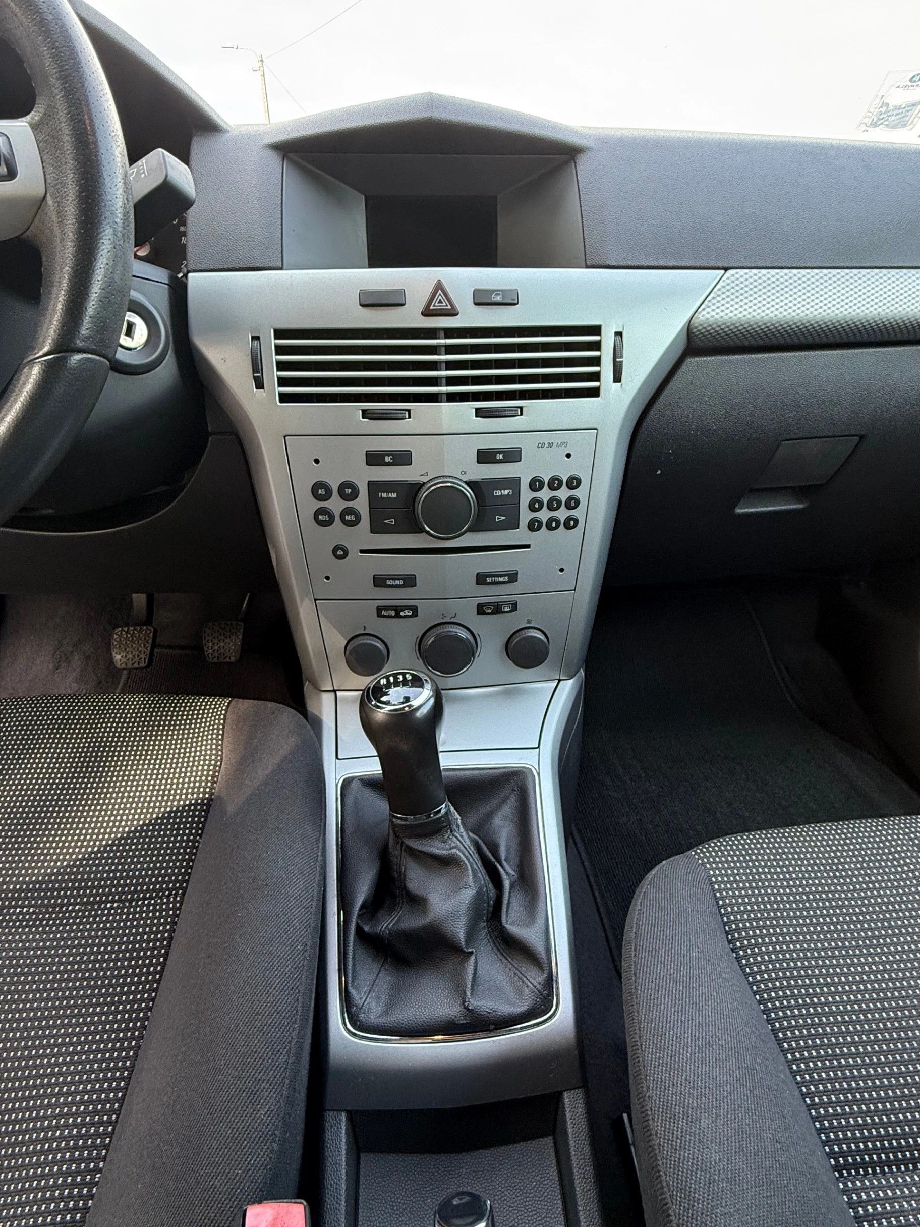Opel Astra GTC 4