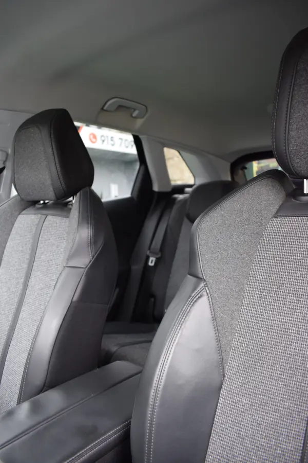 Peugeot 3008 1.6 BlueHDi Allure EAT6 18