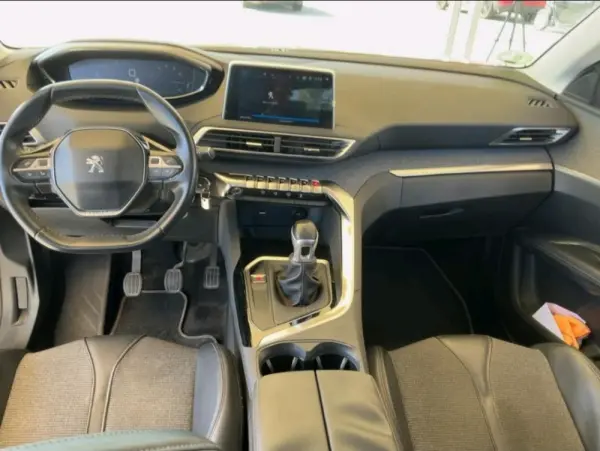 Peugeot 3008 1.2 PureTech Allure Pack 3