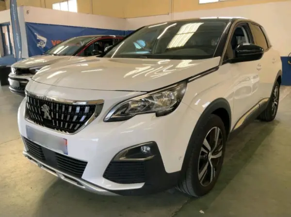 Peugeot 3008 1.2 PureTech Allure 1