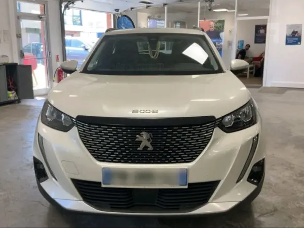 Peugeot 2008 1.2 PureTech Allure 2