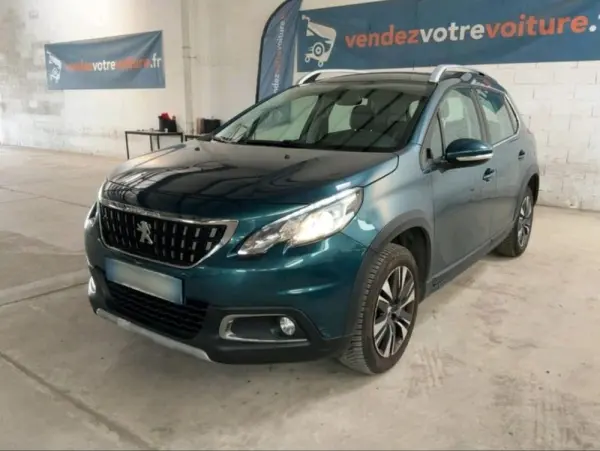 Peugeot 2008 1.2 PureTech Allure EAT6 3