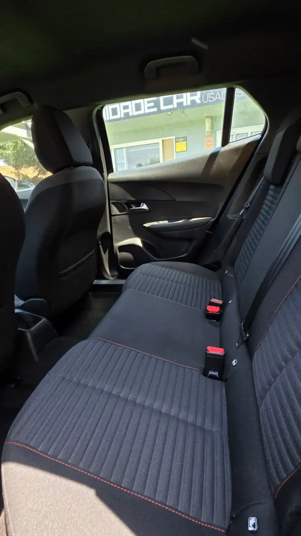 Peugeot 2008 1.2 PureTech Active 9