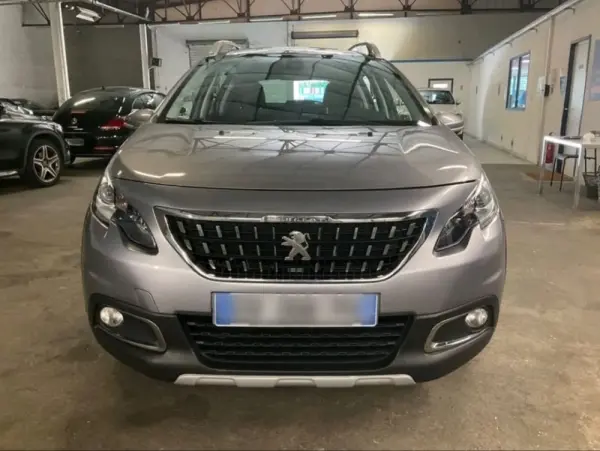 Peugeot 2008 1.2 Pure Tech Allure 2